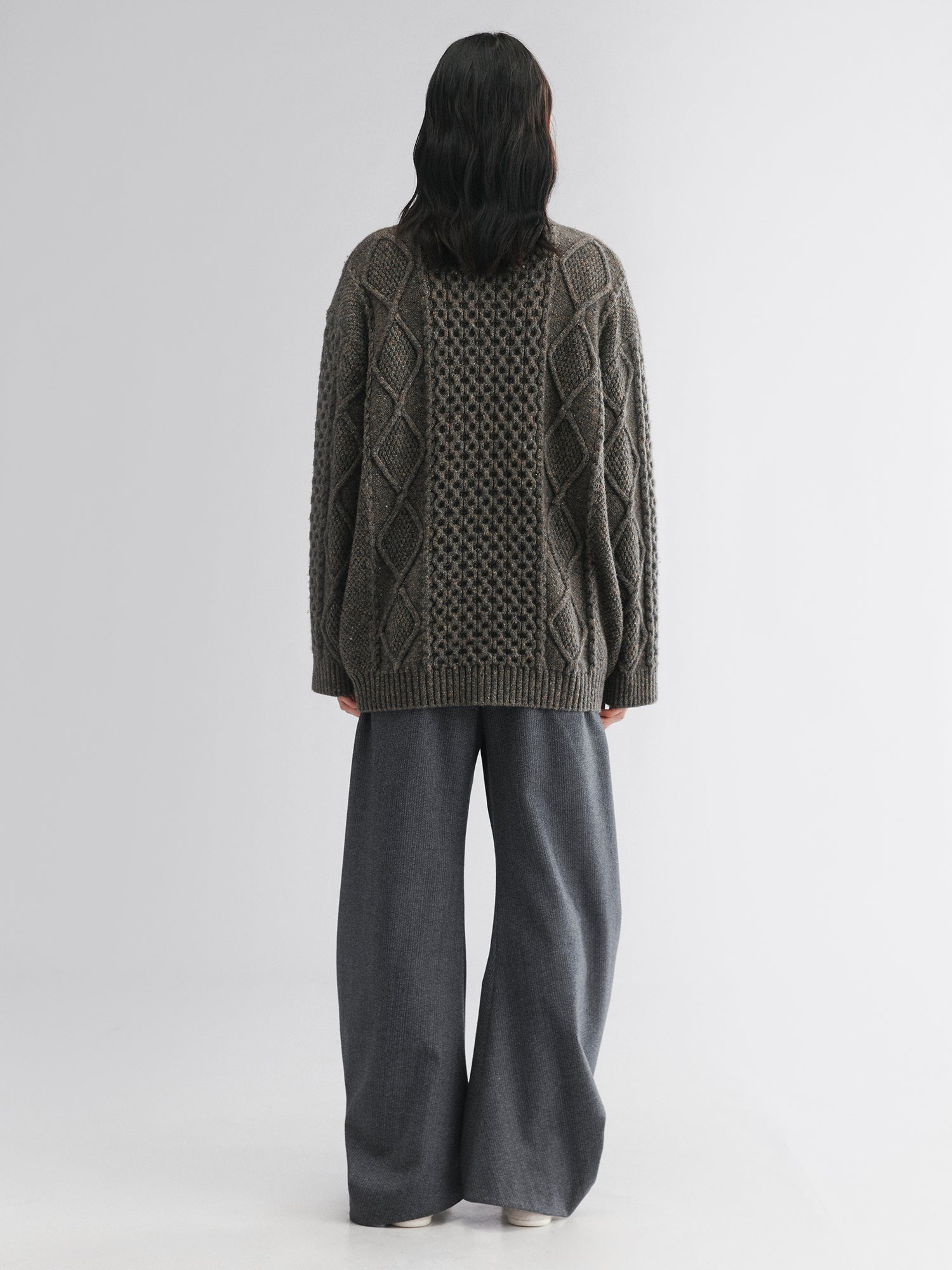 Cable knit collar cardigan