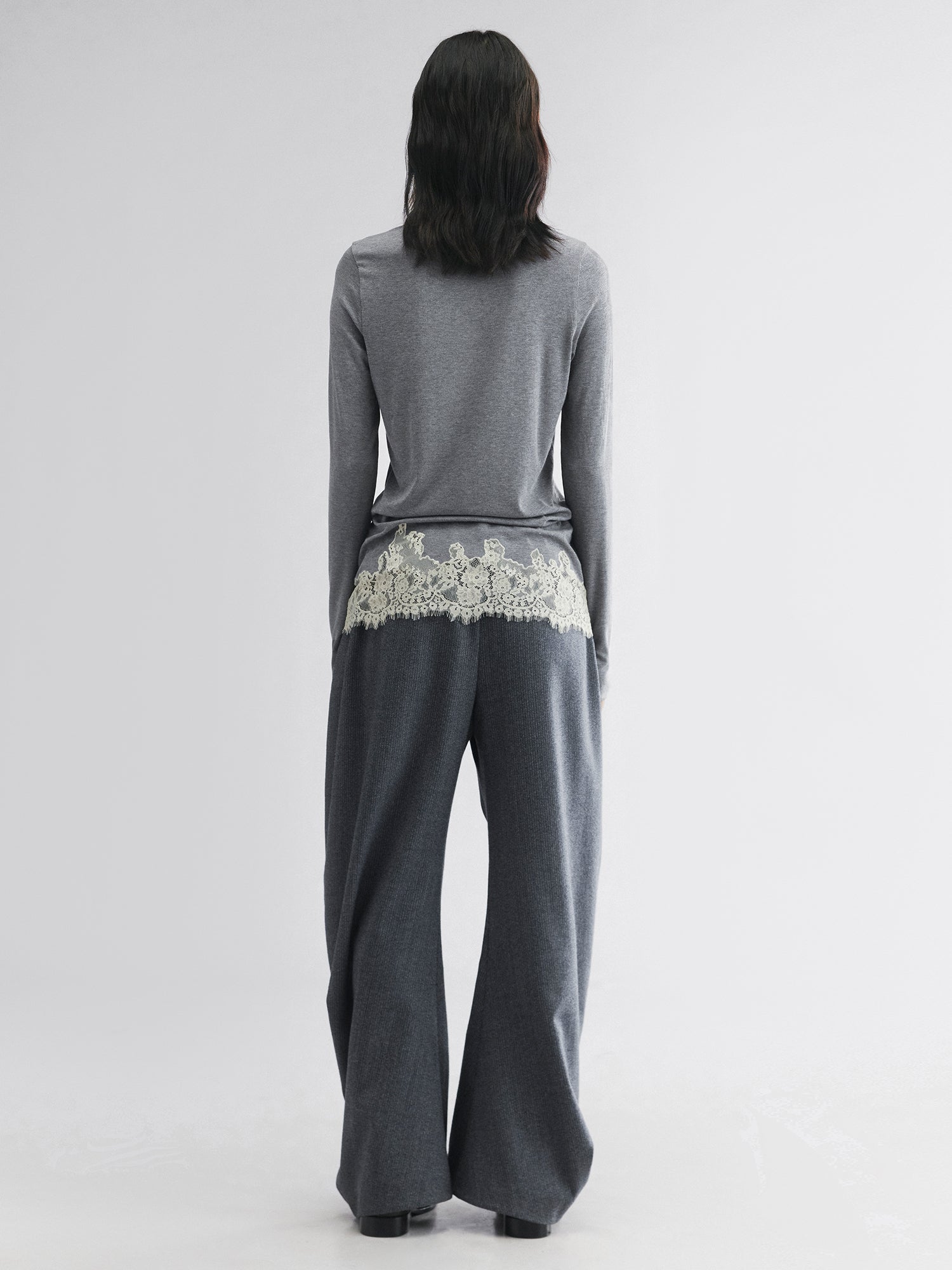 Lace hem henley t-shirt