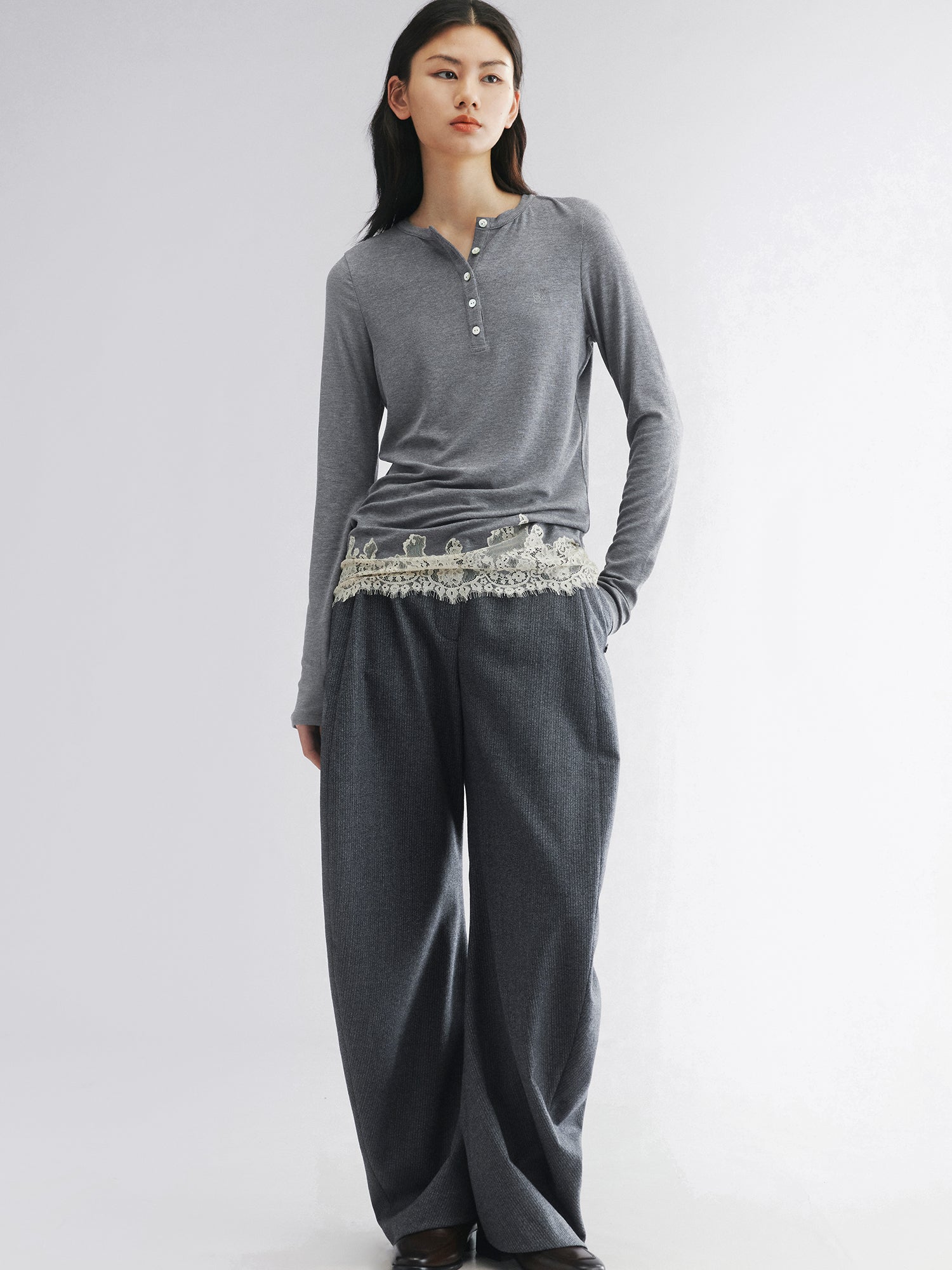 Lace hem henley t-shirt