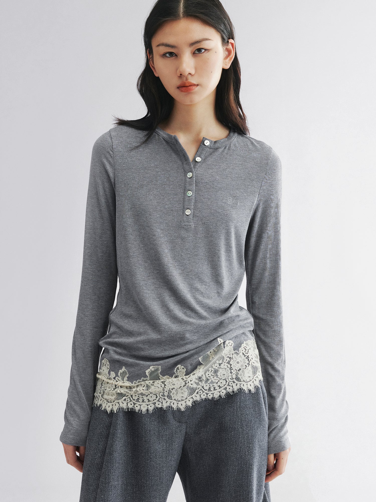 Lace hem henley t-shirt