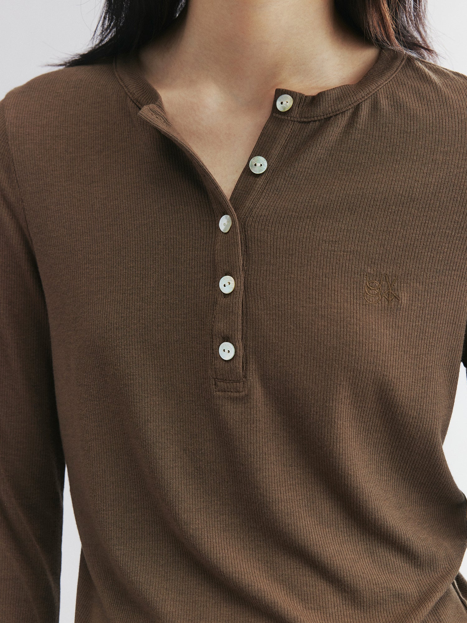 Lace hem henley t-shirt