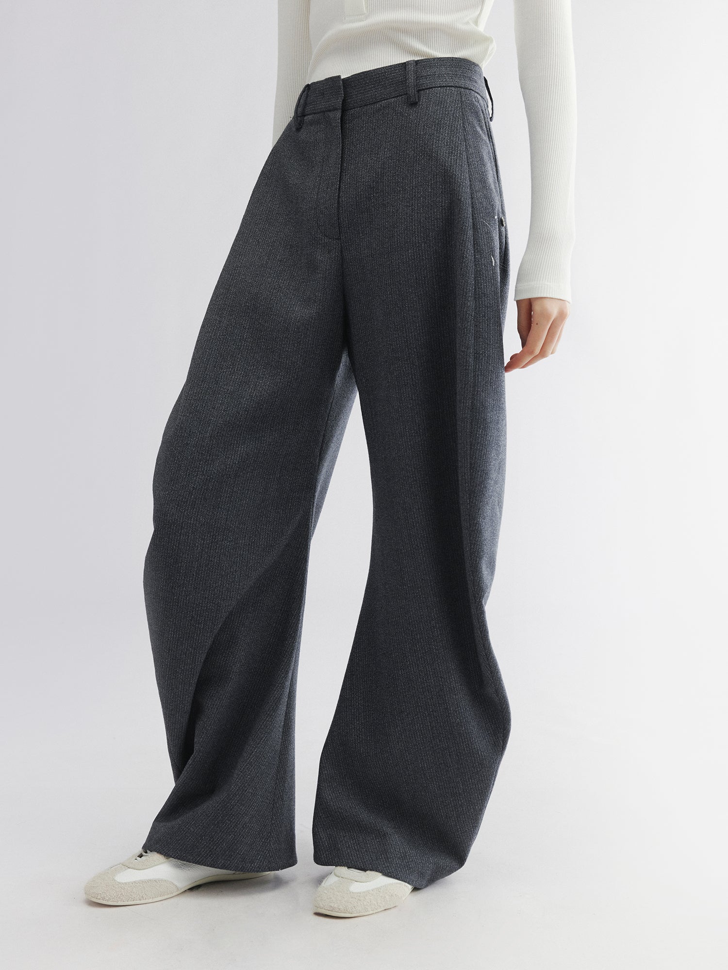 Wool blade pants