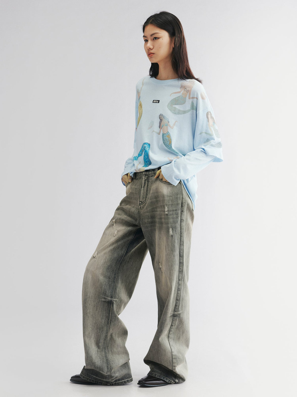 Vintage wash denim pants