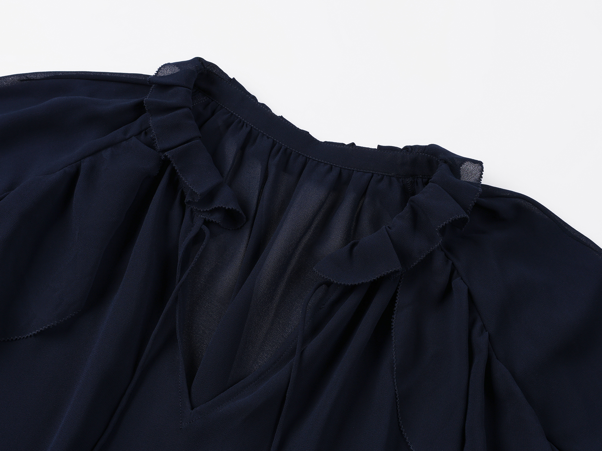 Ruffle trim pullover