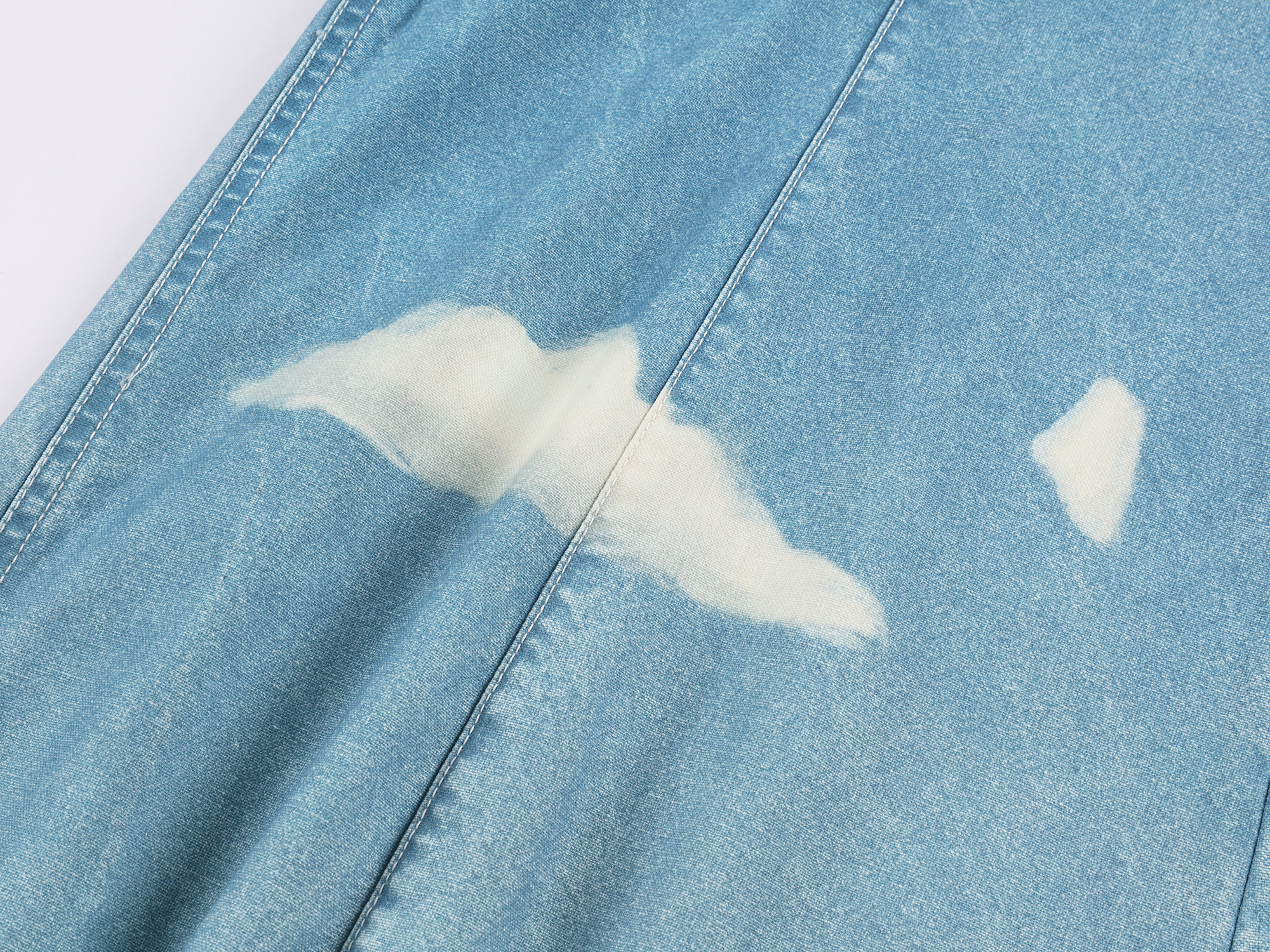 Sky and cloud detail balloon jeans