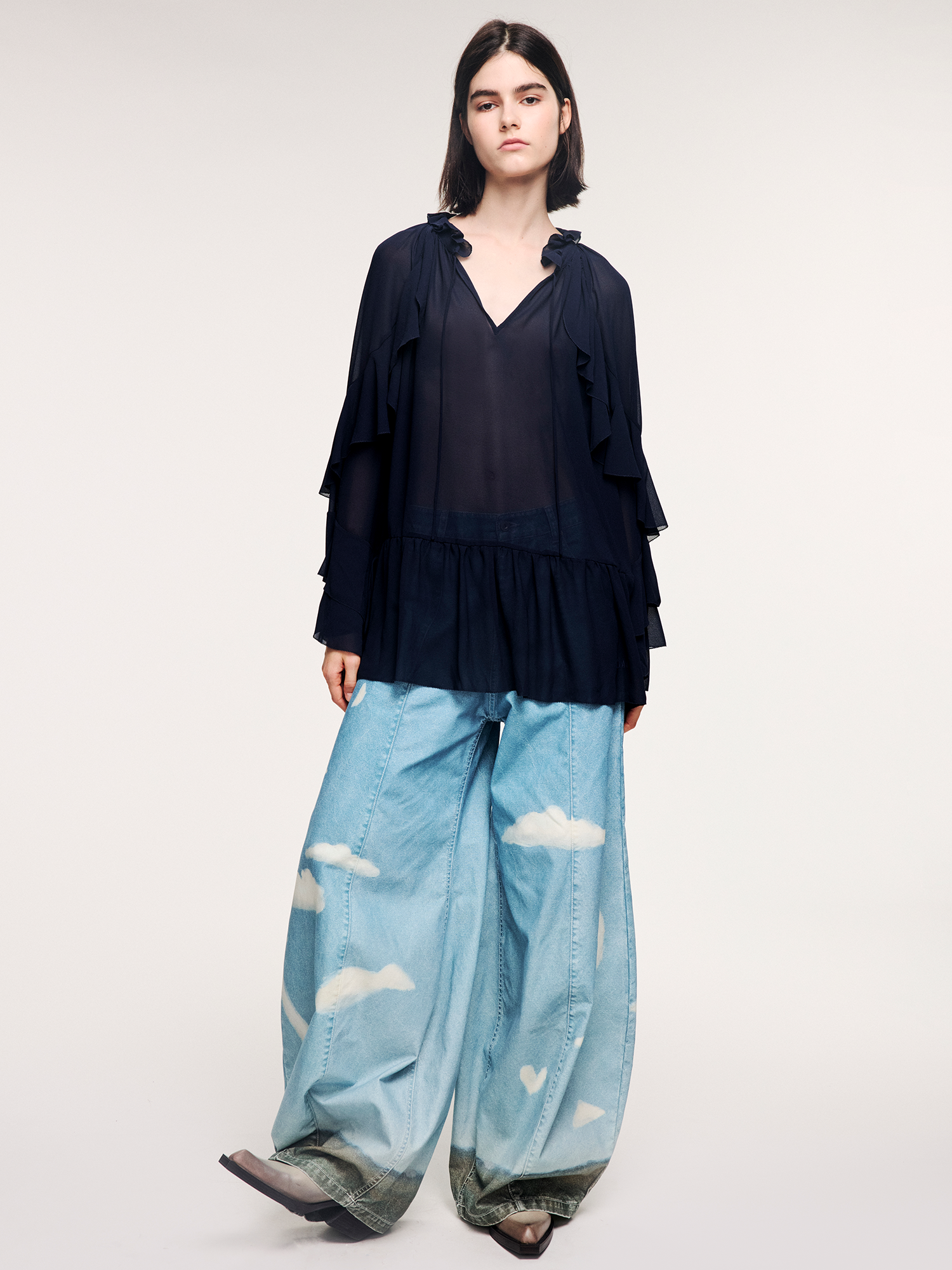 Sky and cloud detail balloon jeans