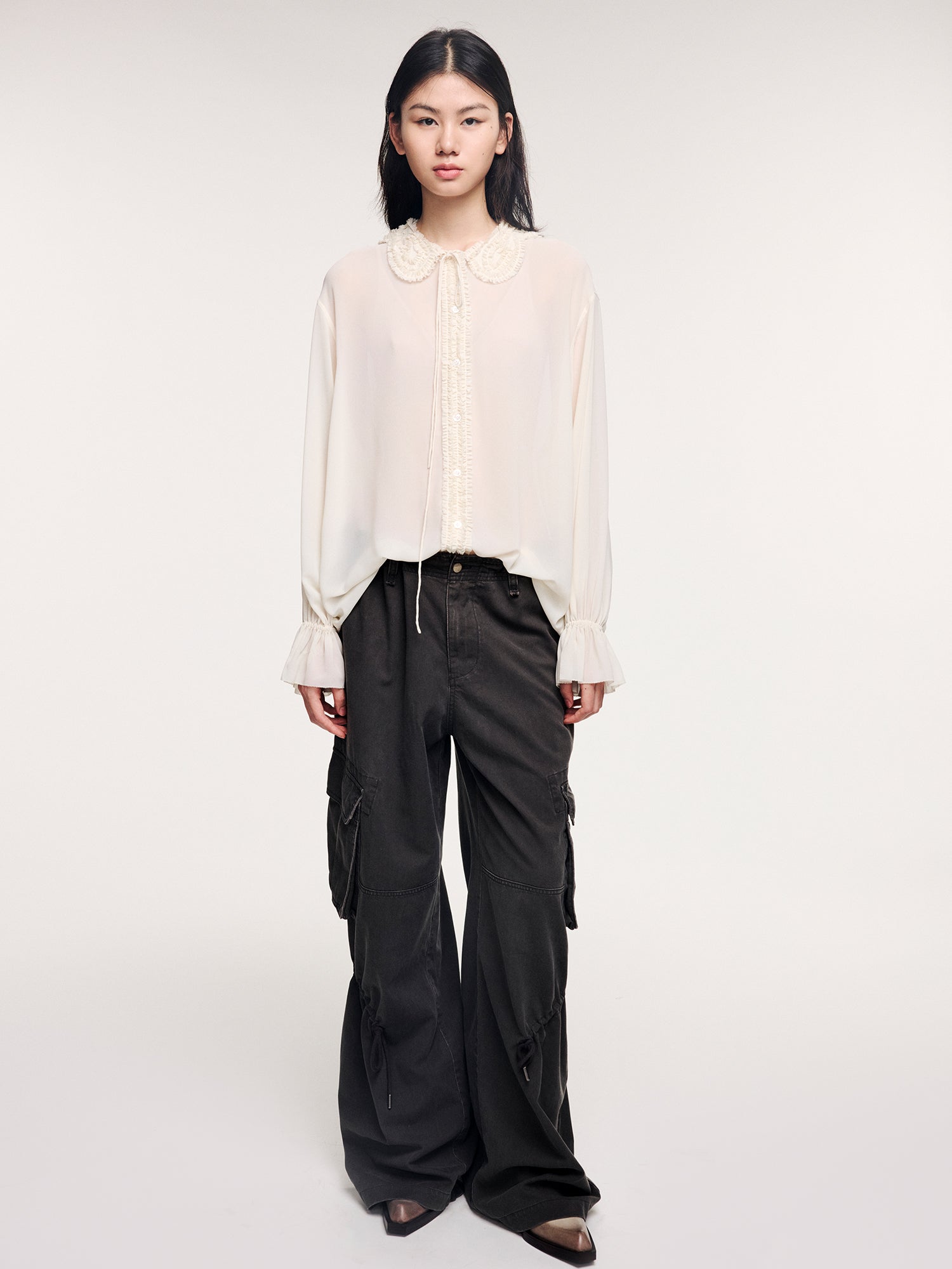 Peter Pan collar shirt