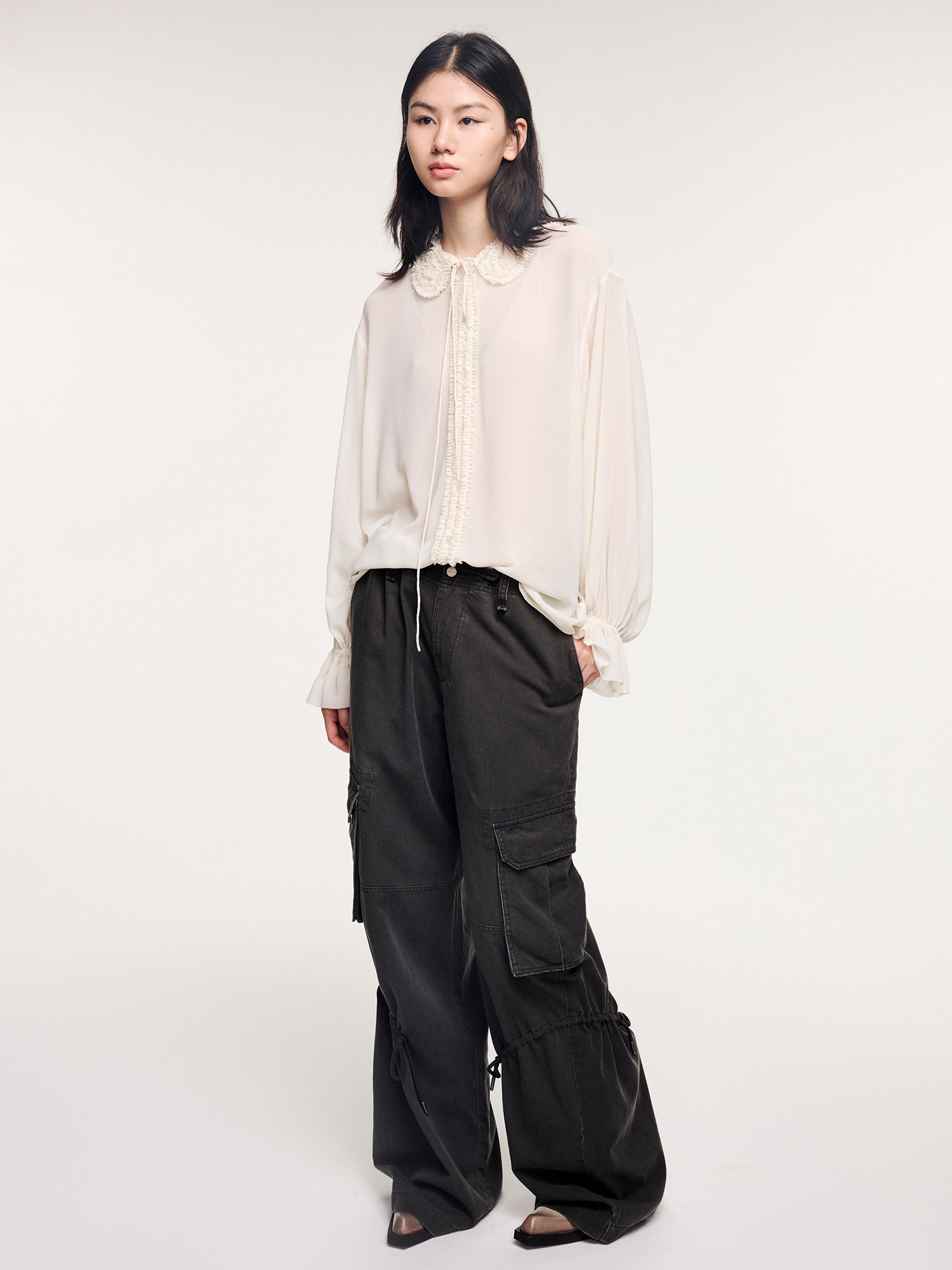 Peter Pan collar shirt