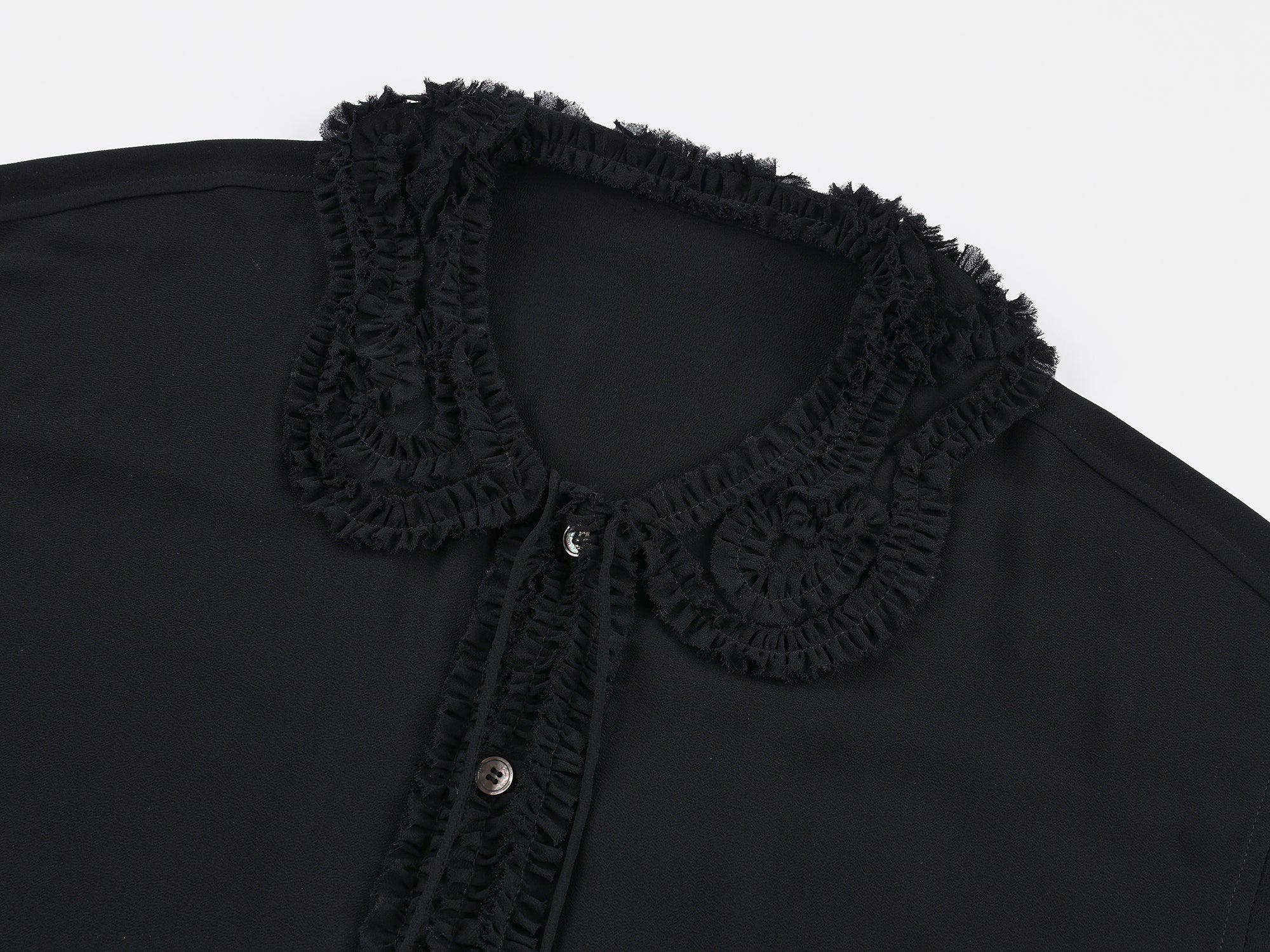 Peter Pan collar shirt