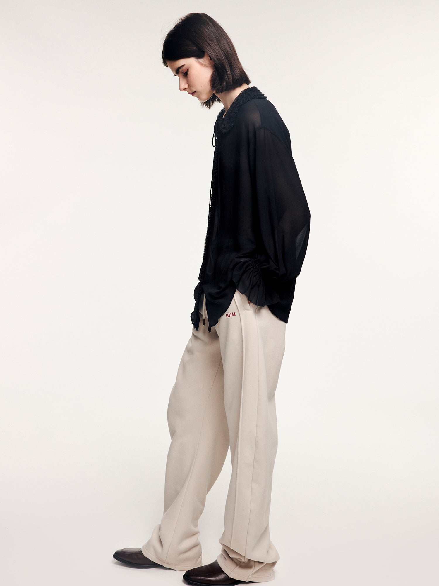 Peter Pan collar shirt