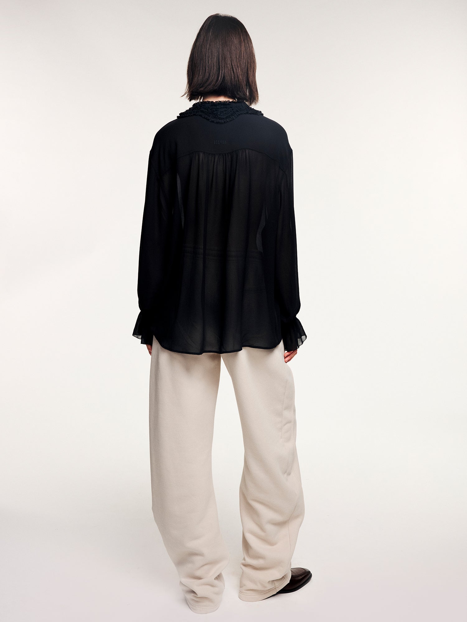 Peter Pan collar shirt