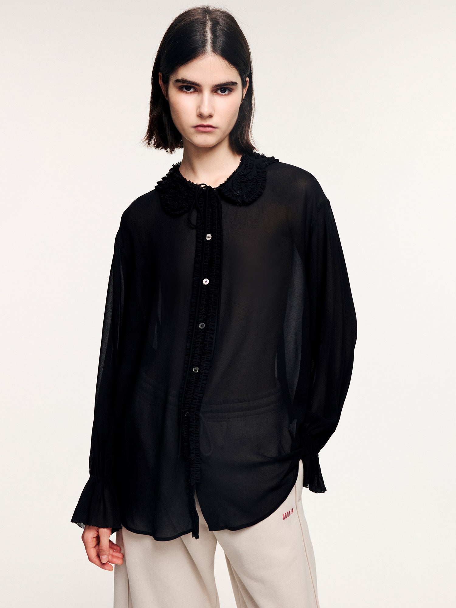 Peter Pan collar shirt