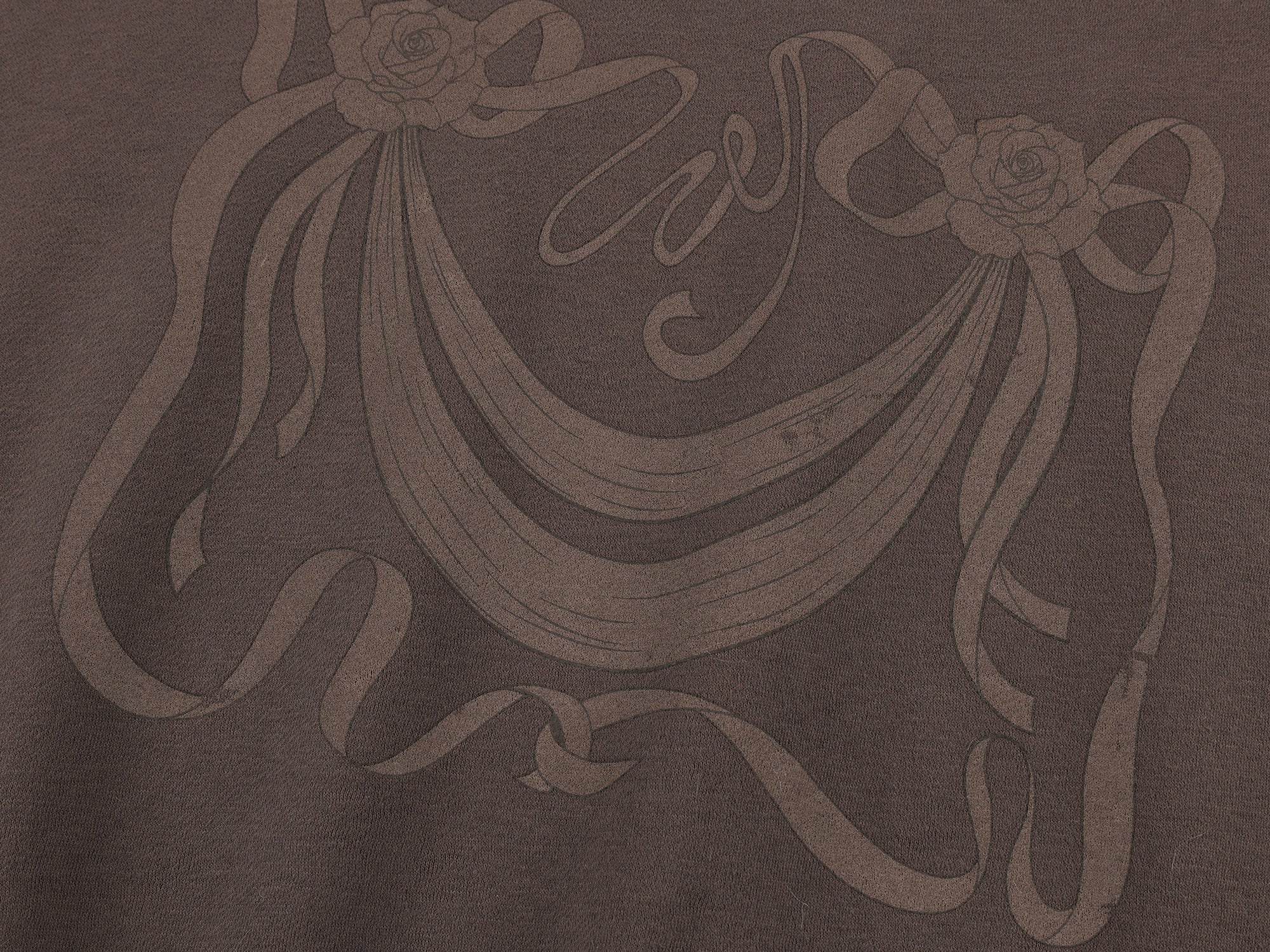 Hoodie with inflatable neck pillow detail