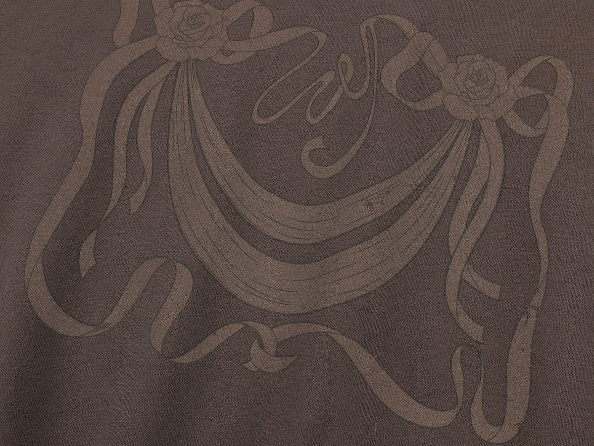 Hoodie with inflatable neck pillow detail