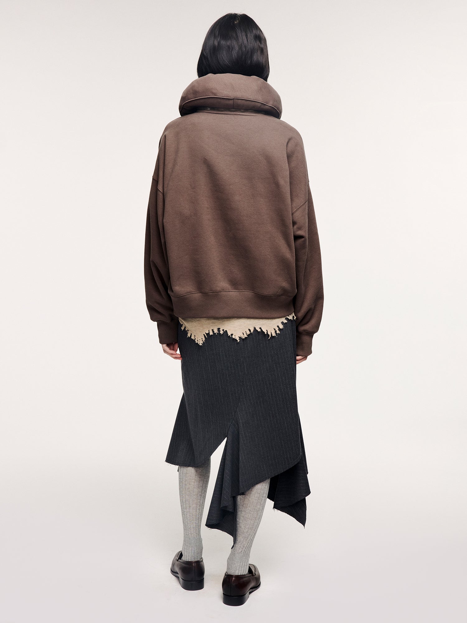 Hoodie with inflatable neck pillow detail