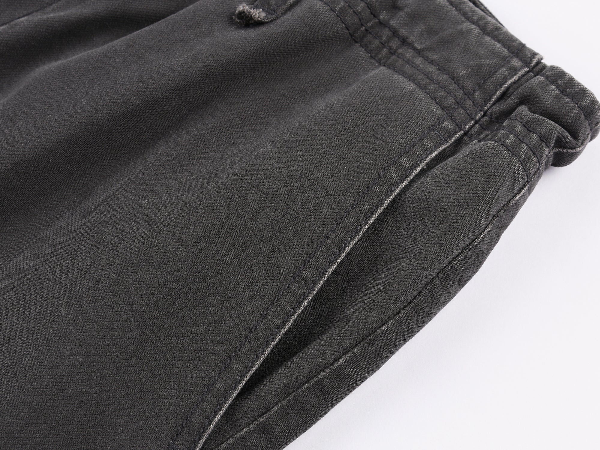 Utility drawstring pants with loose cut