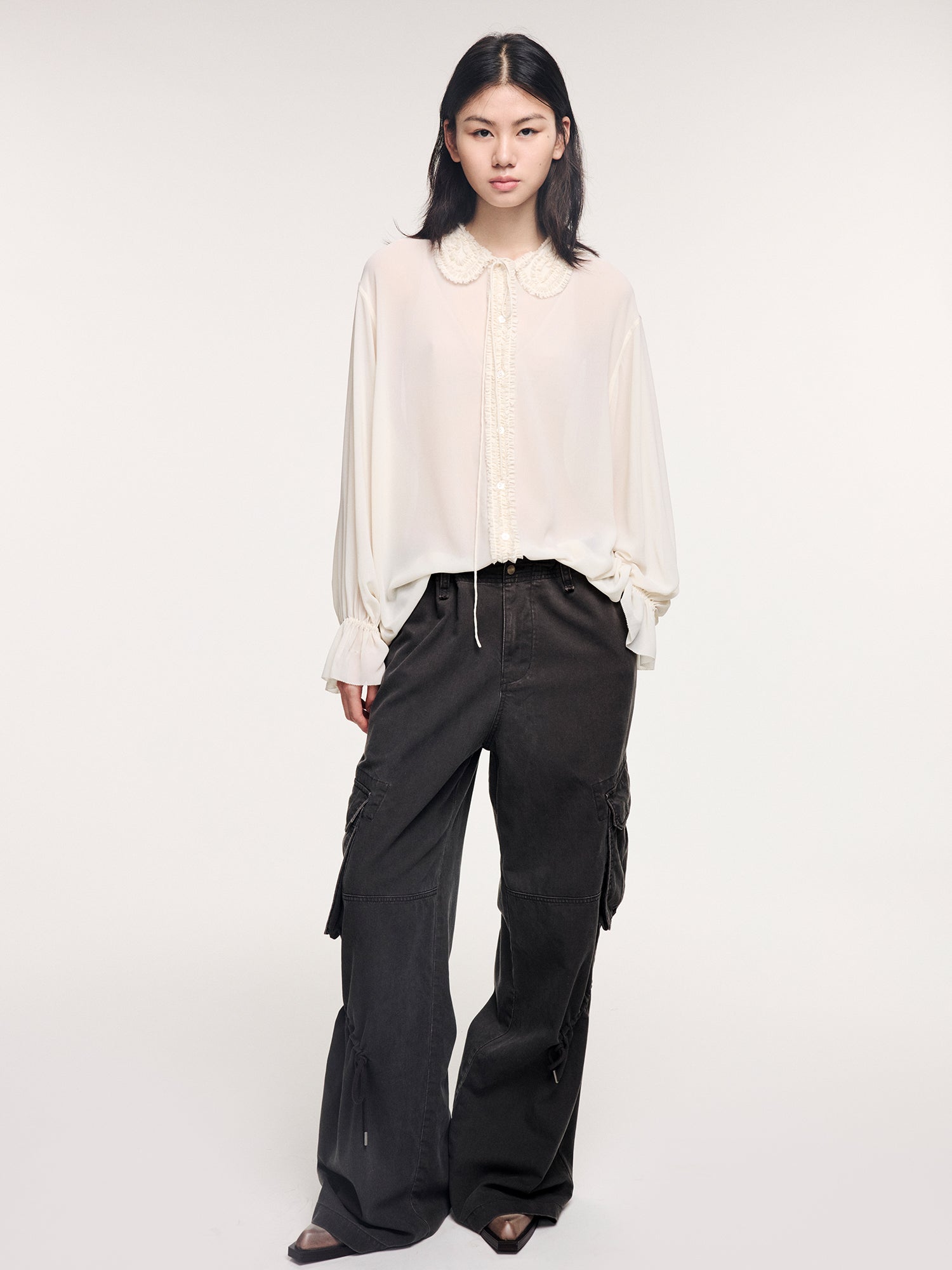 Utility drawstring pants with loose cut