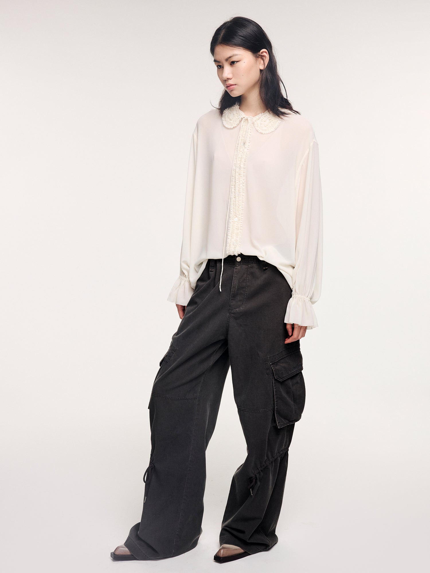 Utility drawstring pants with loose cut