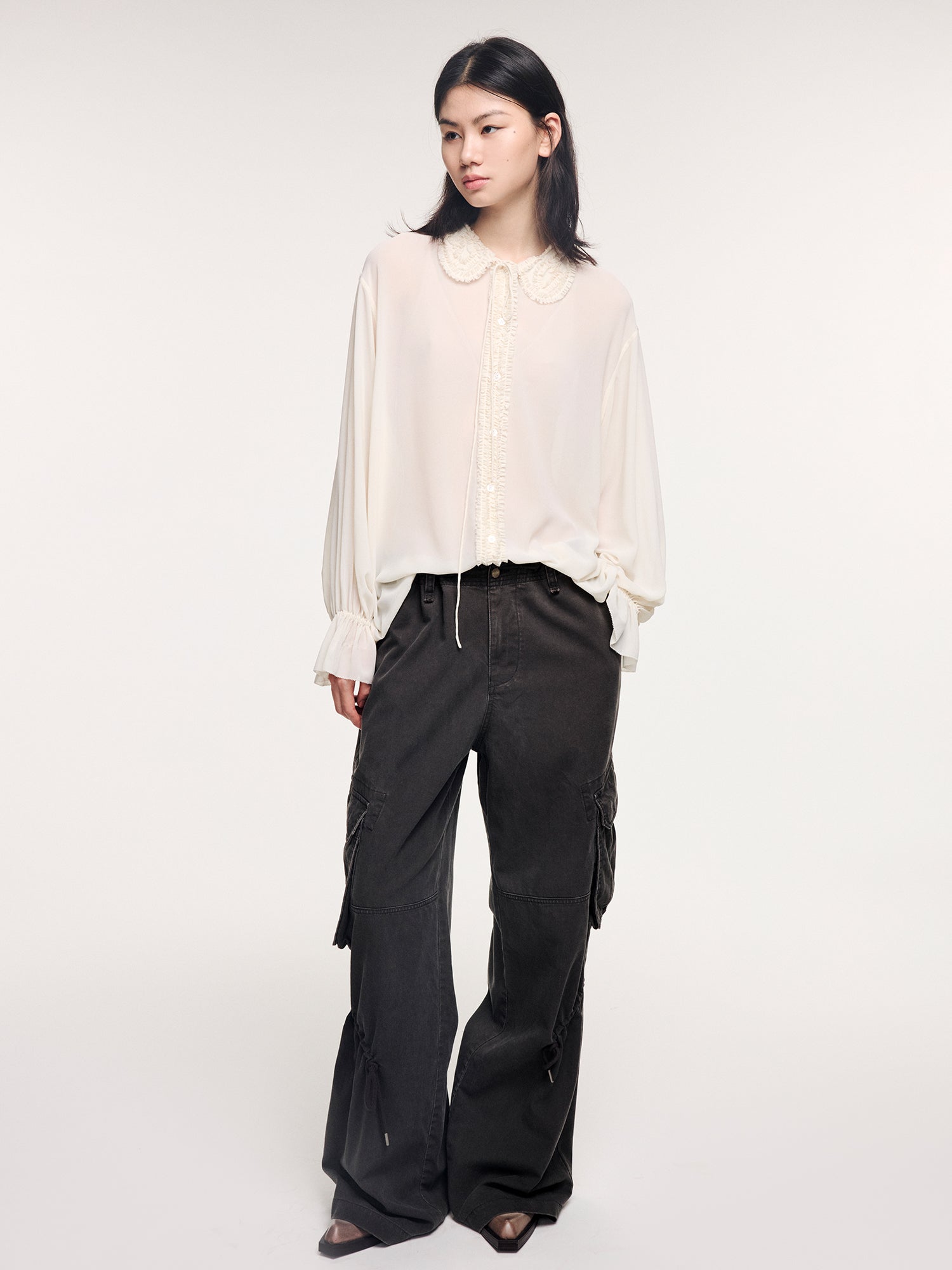 Utility drawstring pants with loose cut