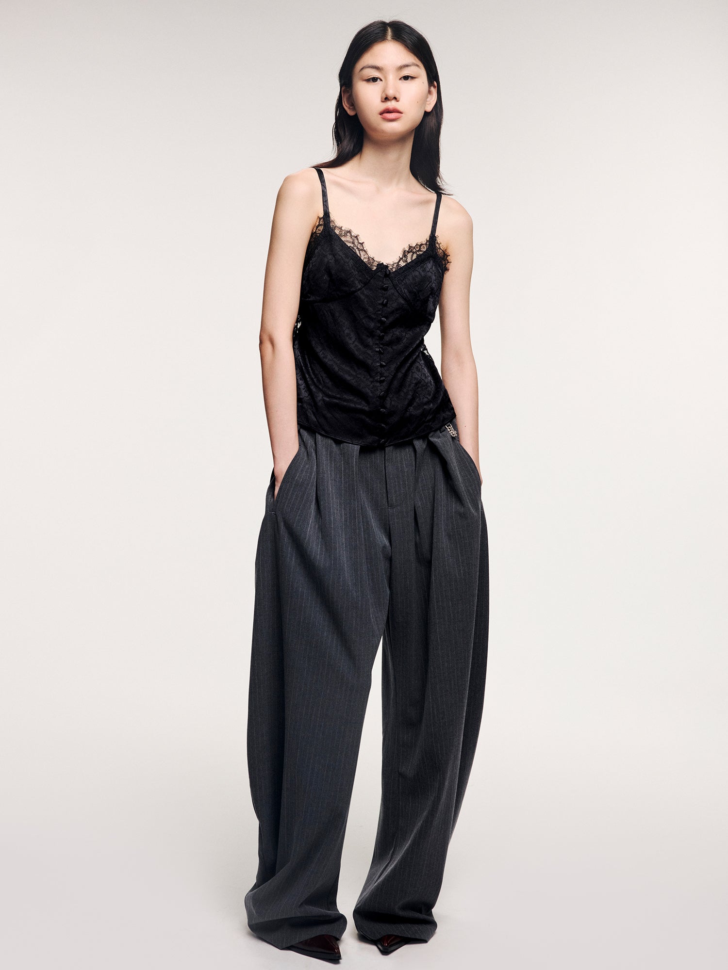 Jacquard camisole with lace trim