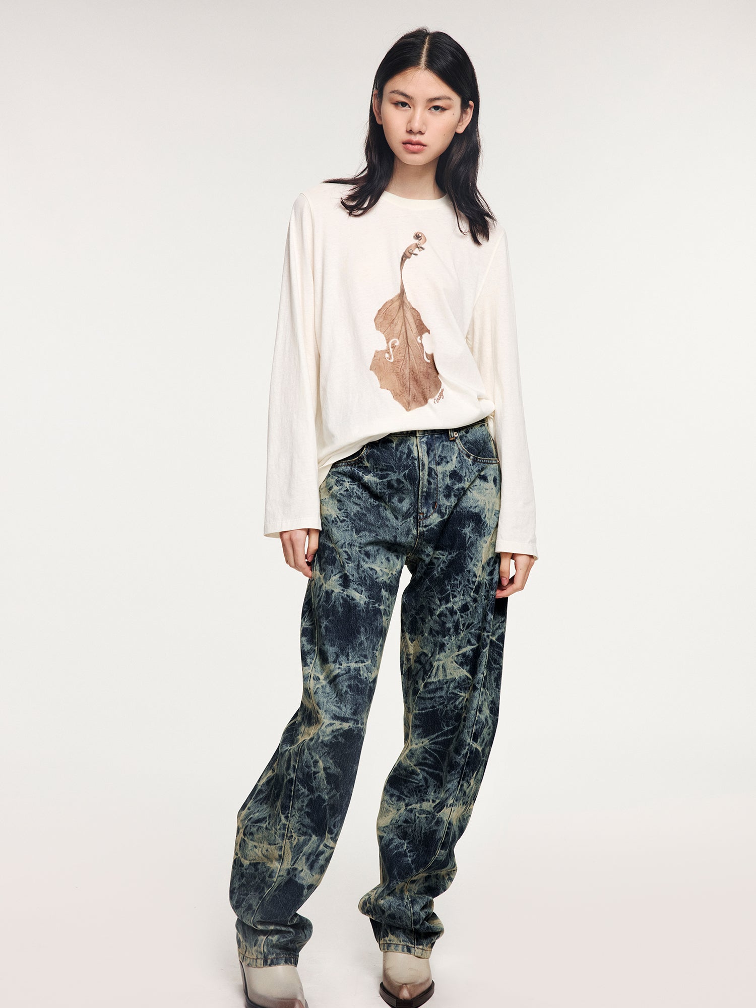 Tie-dye scimitar jeans