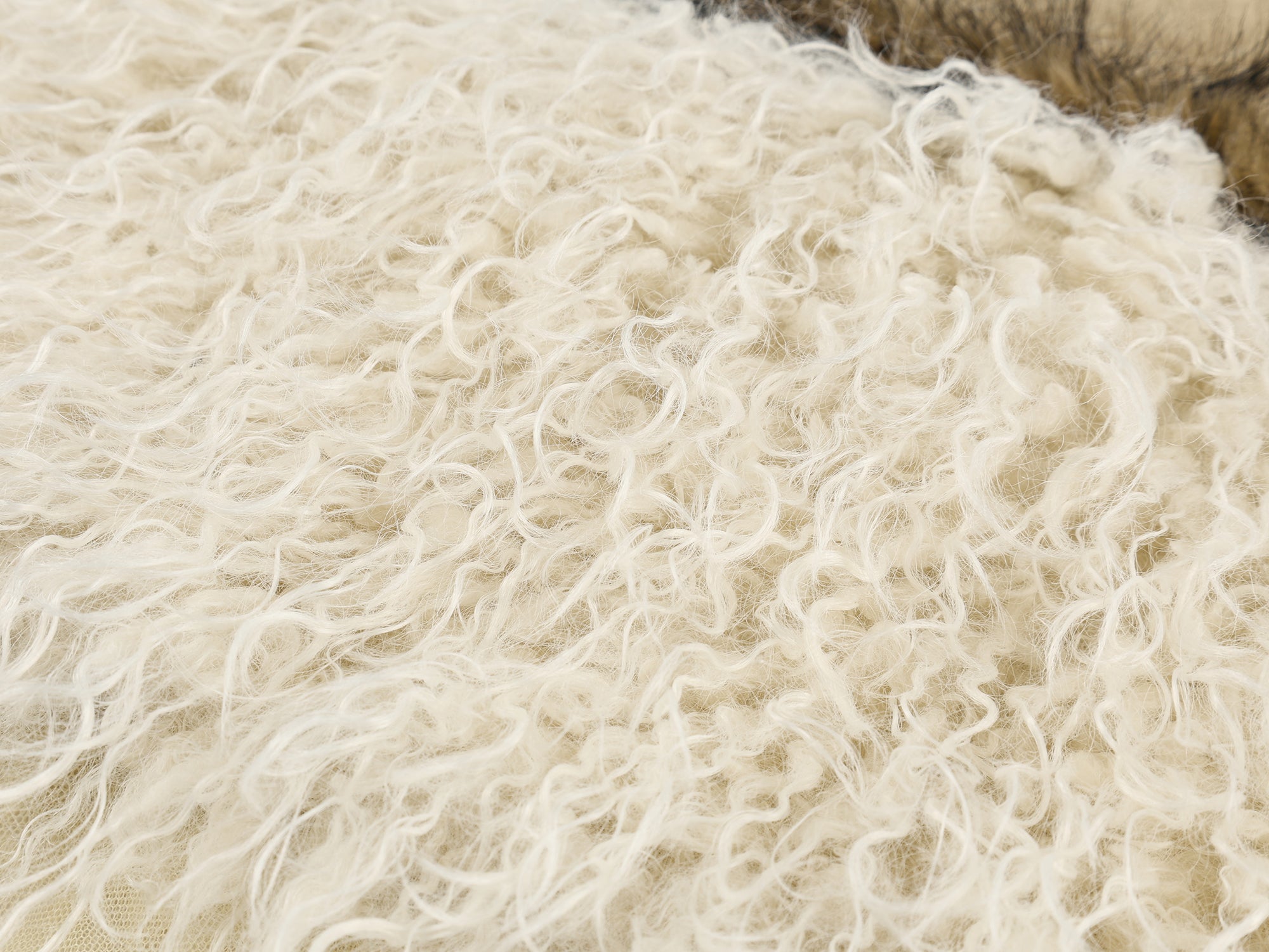 Jacquard skirt with plush hem