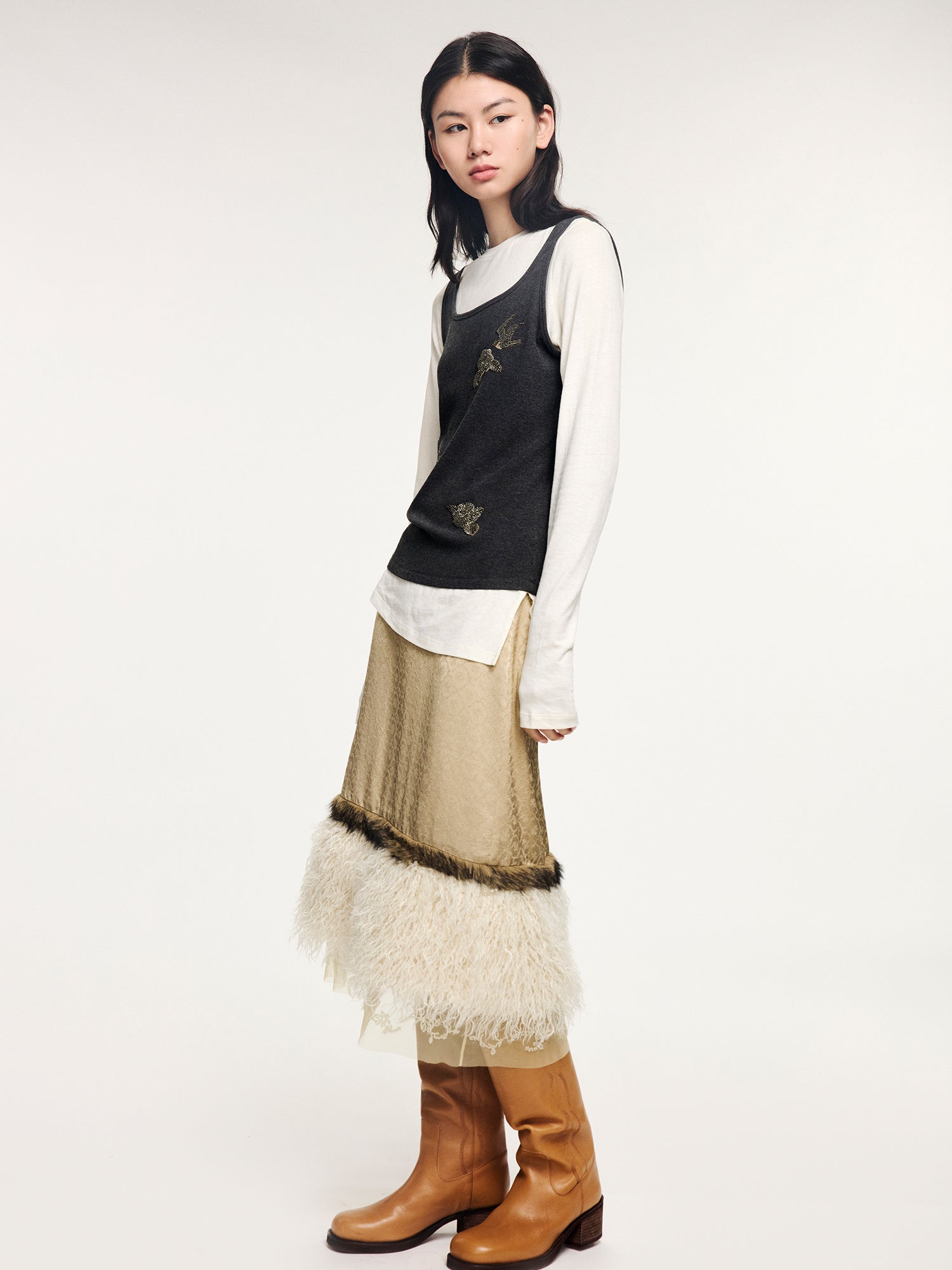 Jacquard skirt with plush hem