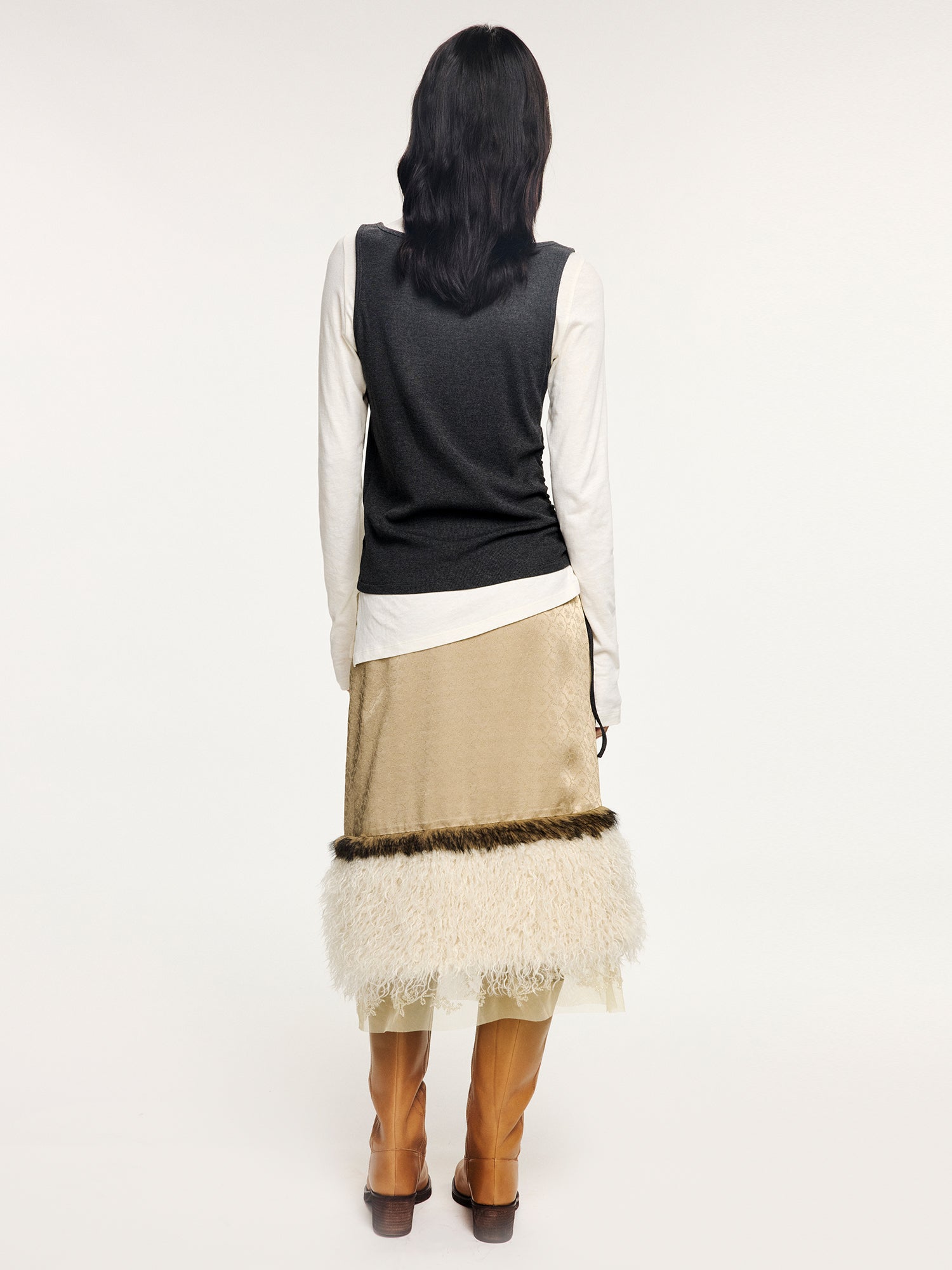 Jacquard skirt with plush hem