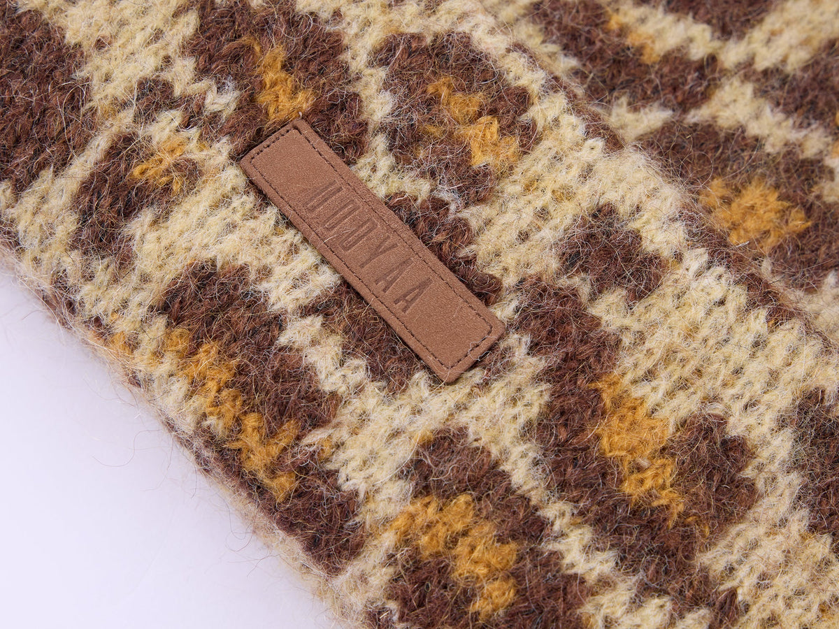 Leopard-knit hat