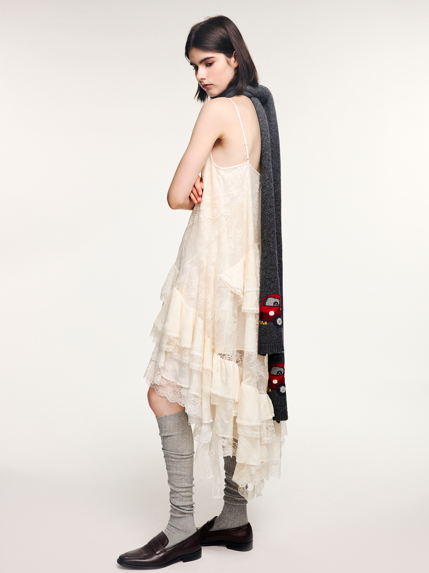 Tencel wool scarf with traveling puppy motif