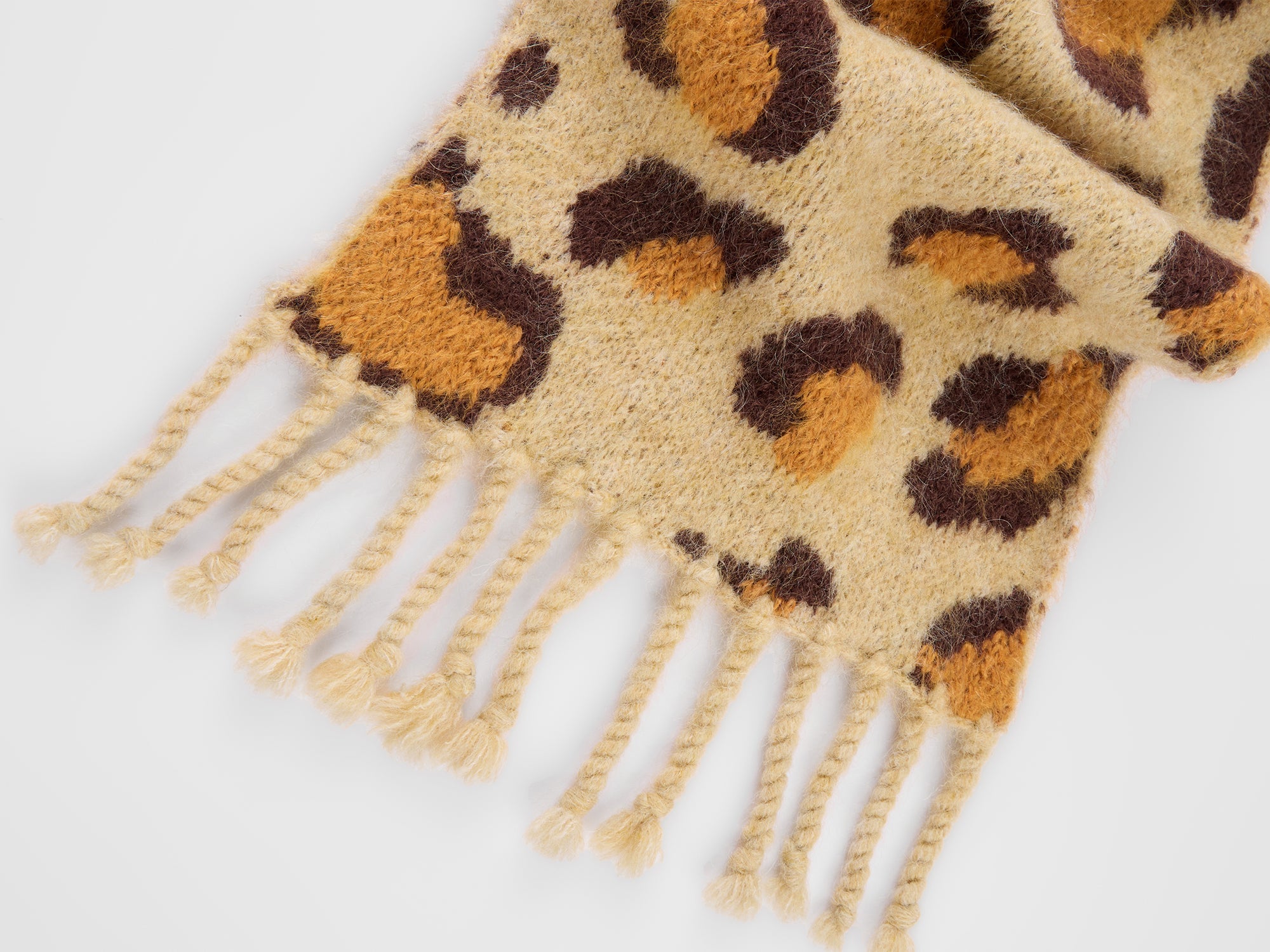 Leopard-print scarf