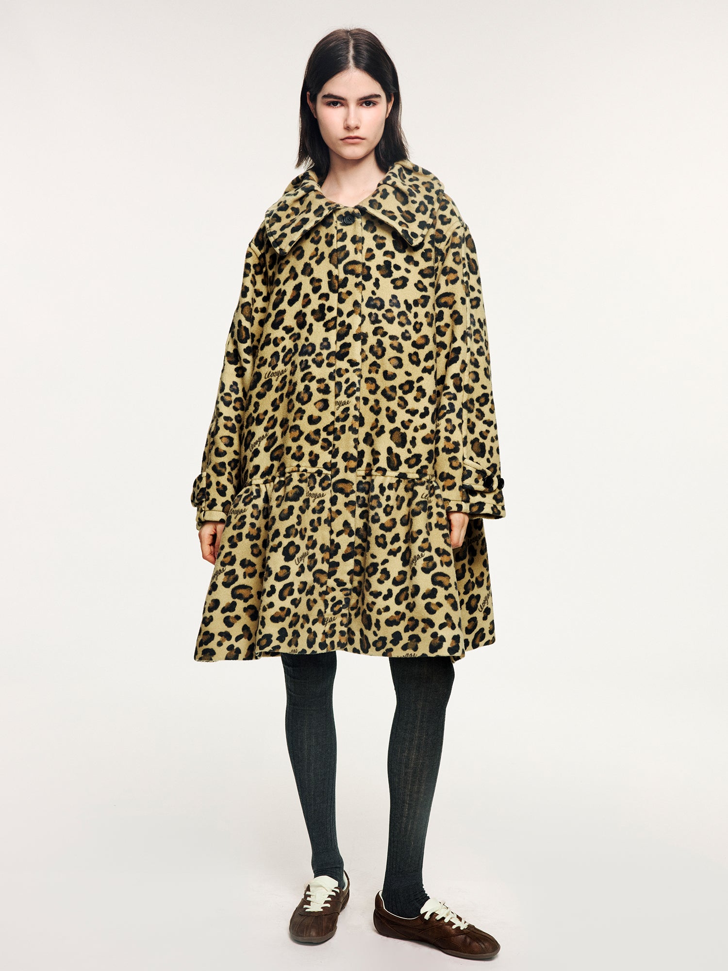 Vintage Peter Pan collar leopard wool coat