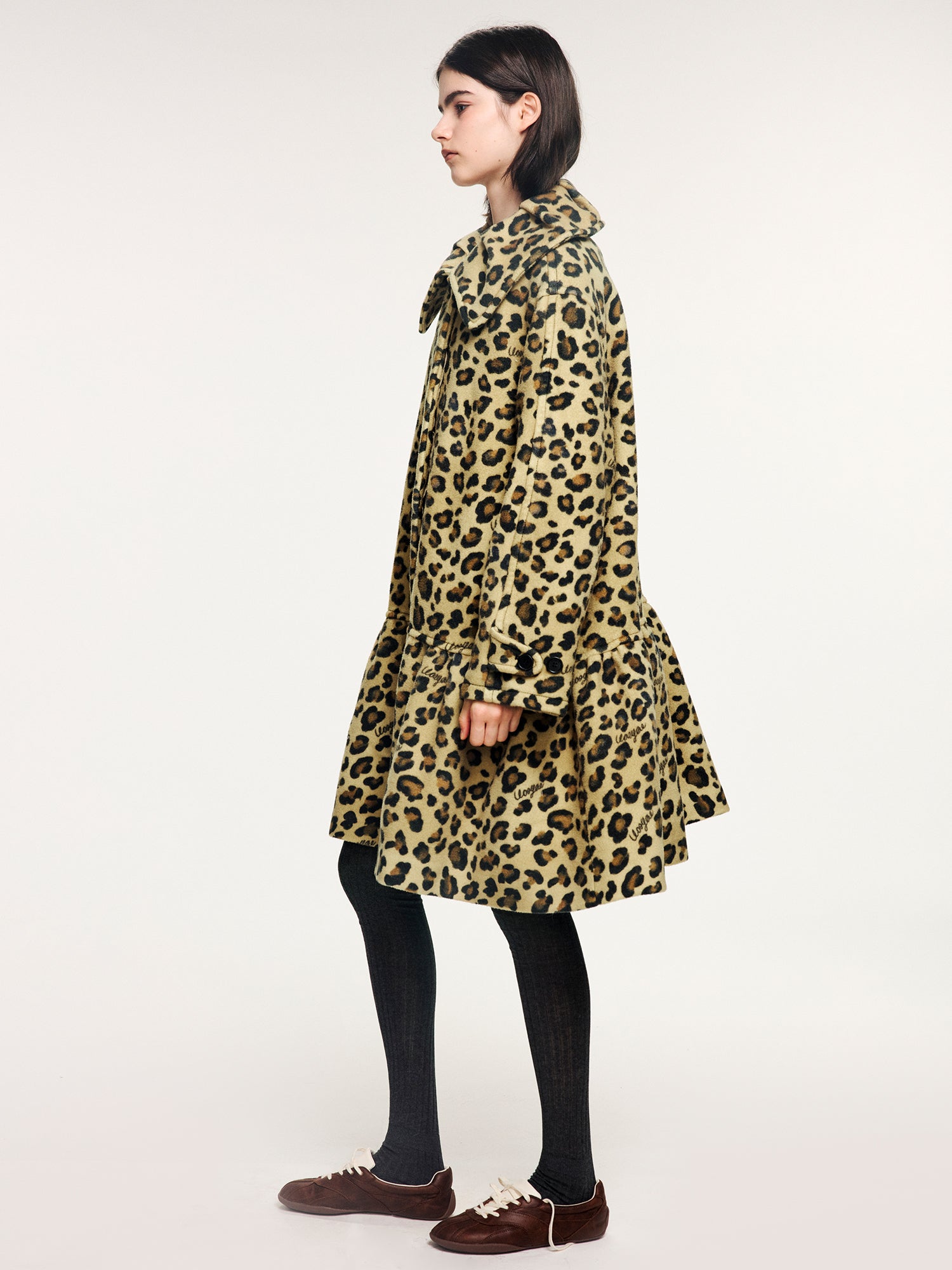 Vintage Peter Pan collar leopard wool coat