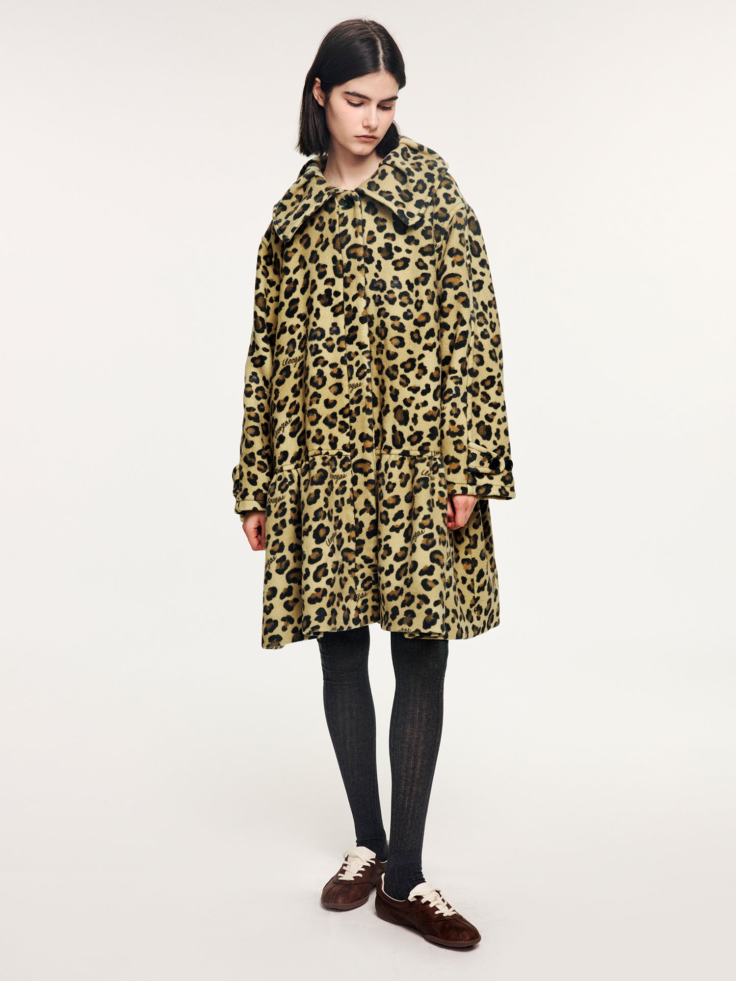 Vintage Peter Pan collar leopard wool coat