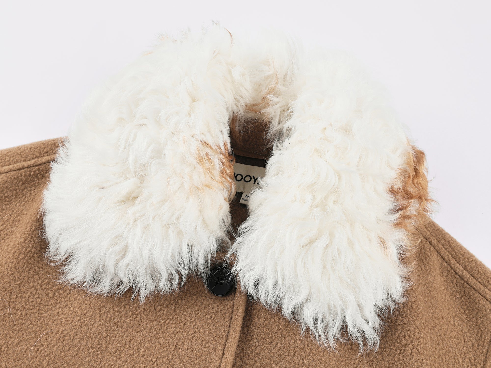 Balmacaan wool coat with contrasting wool collar