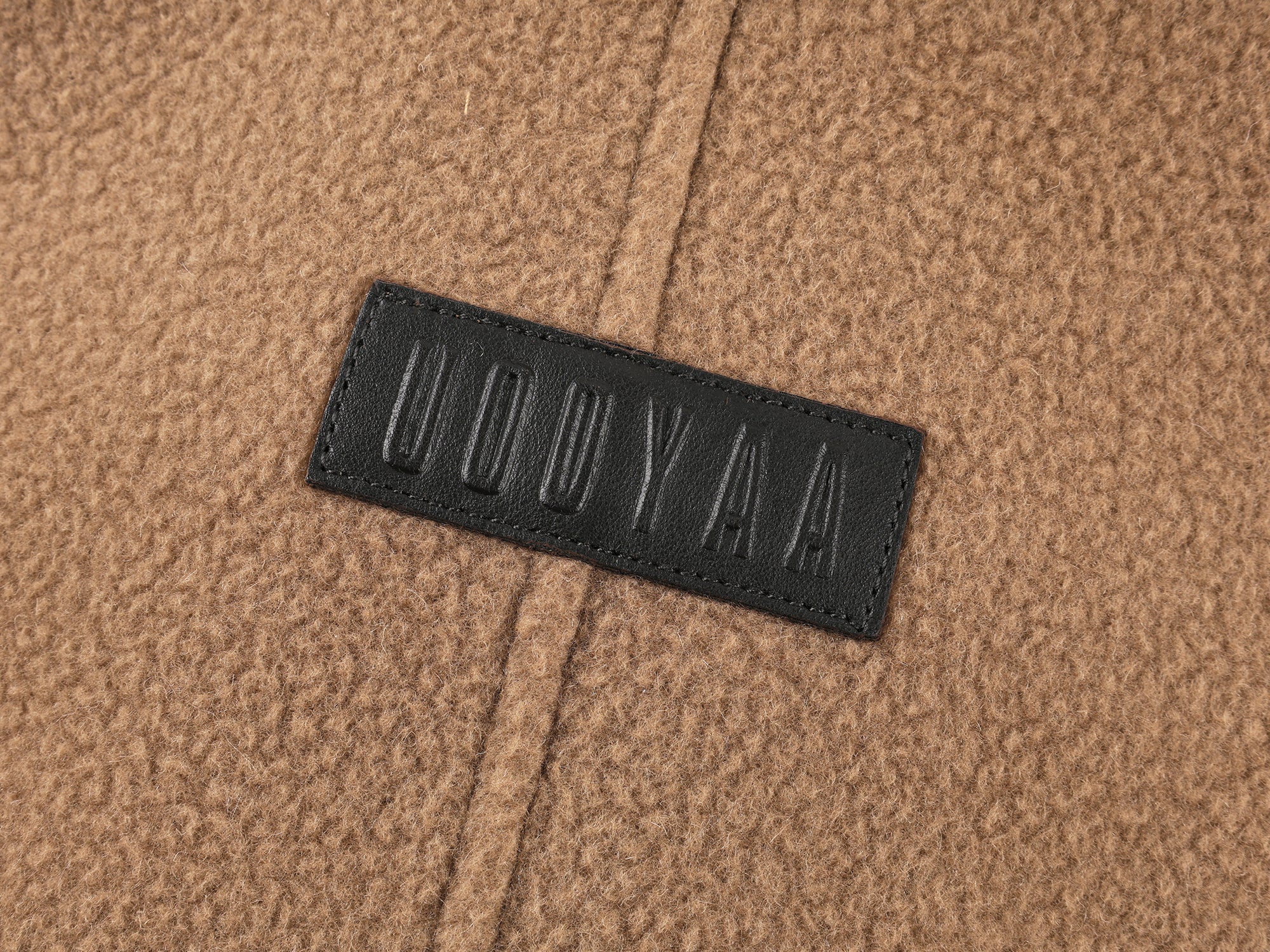 Balmacaan wool coat with contrasting wool collar