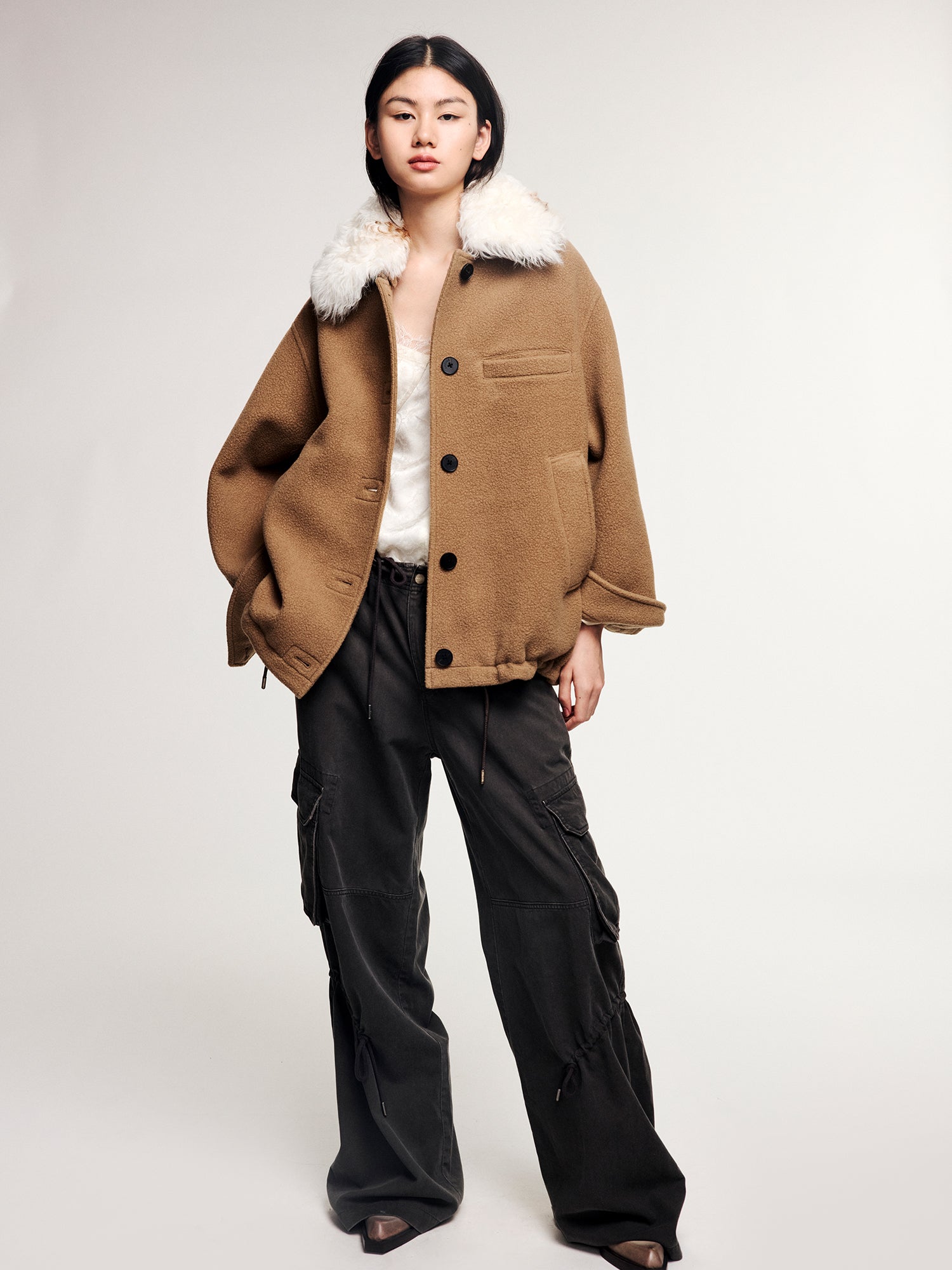 Balmacaan wool coat with contrasting wool collar