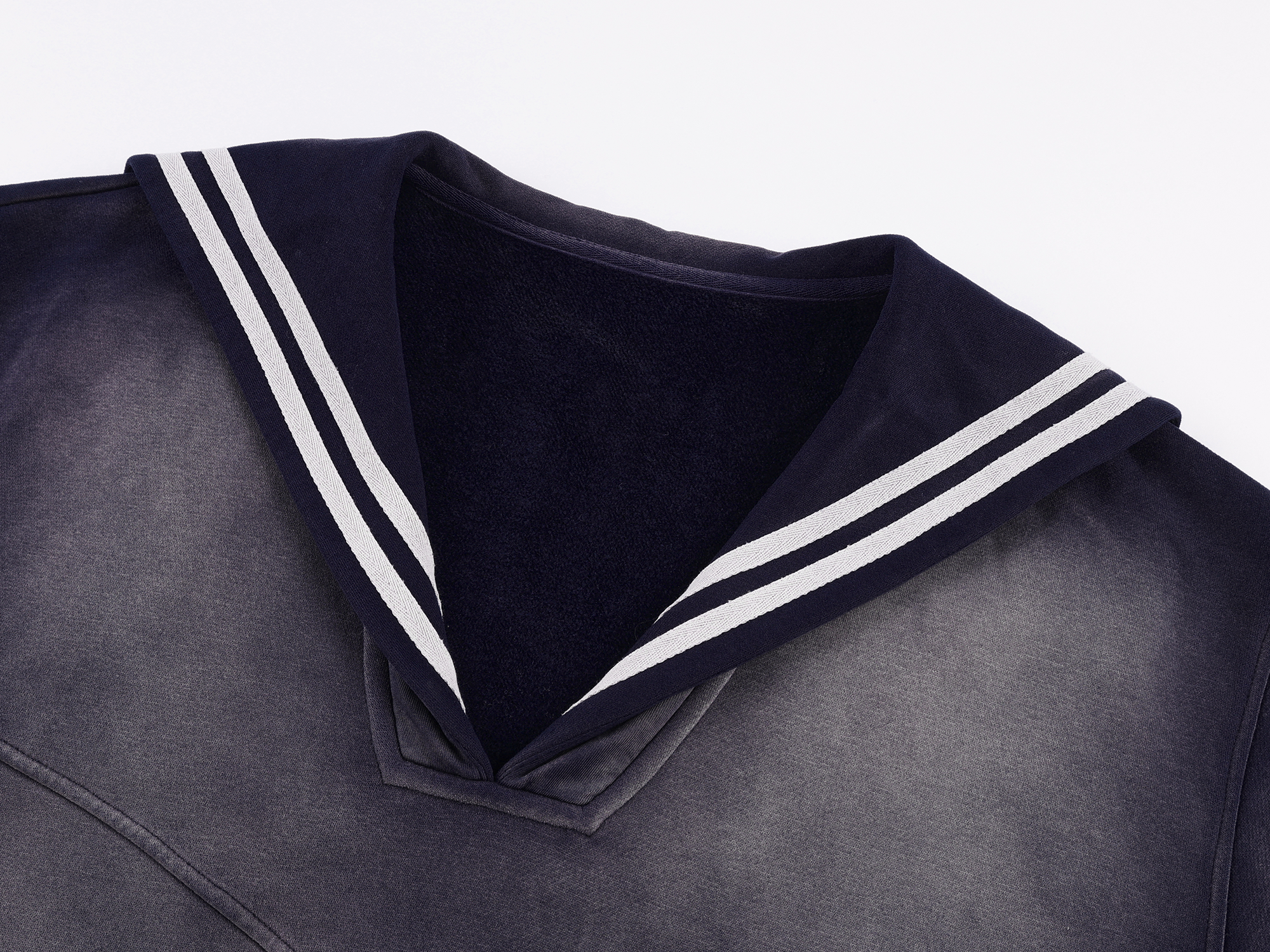 Collar sweatshirt in faded navy