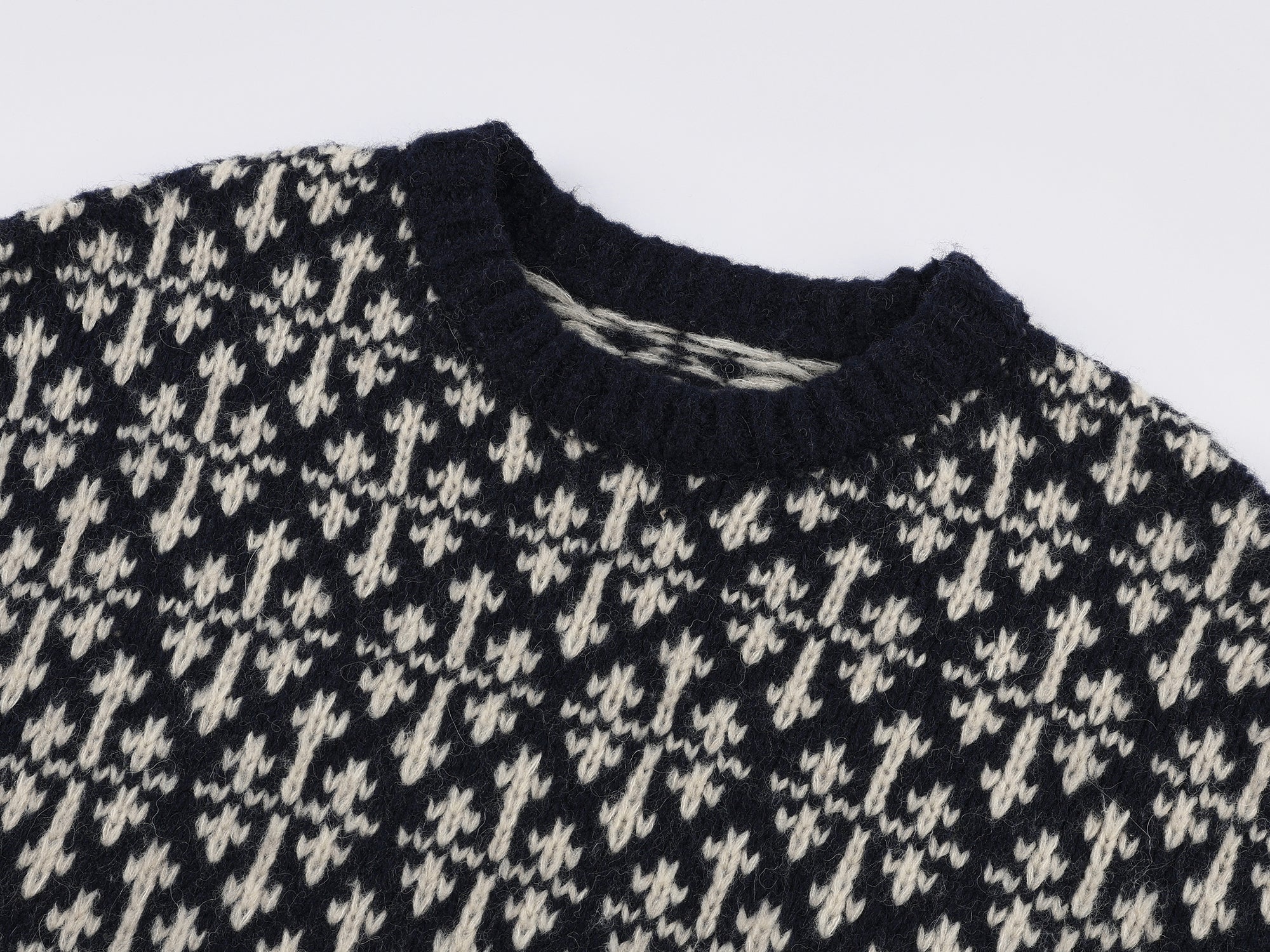 Vintage deer pattern jacquard pullover knit