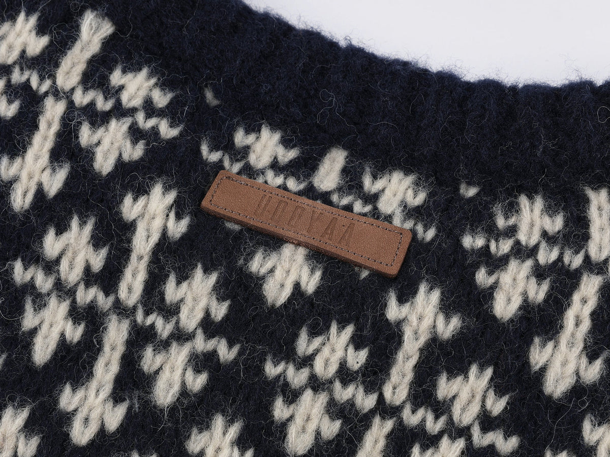 Vintage deer pattern jacquard pullover knit