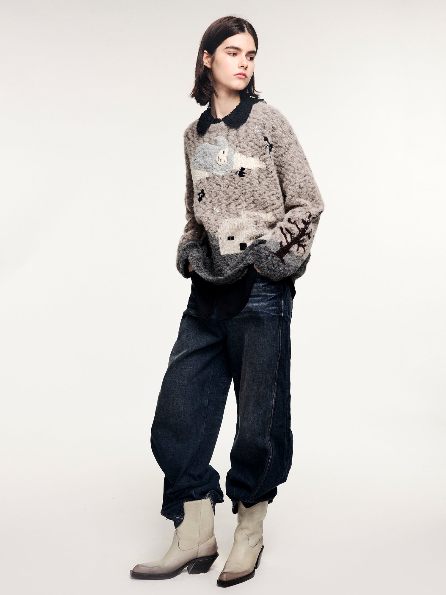 Vintage fantasy landscape pullover knit