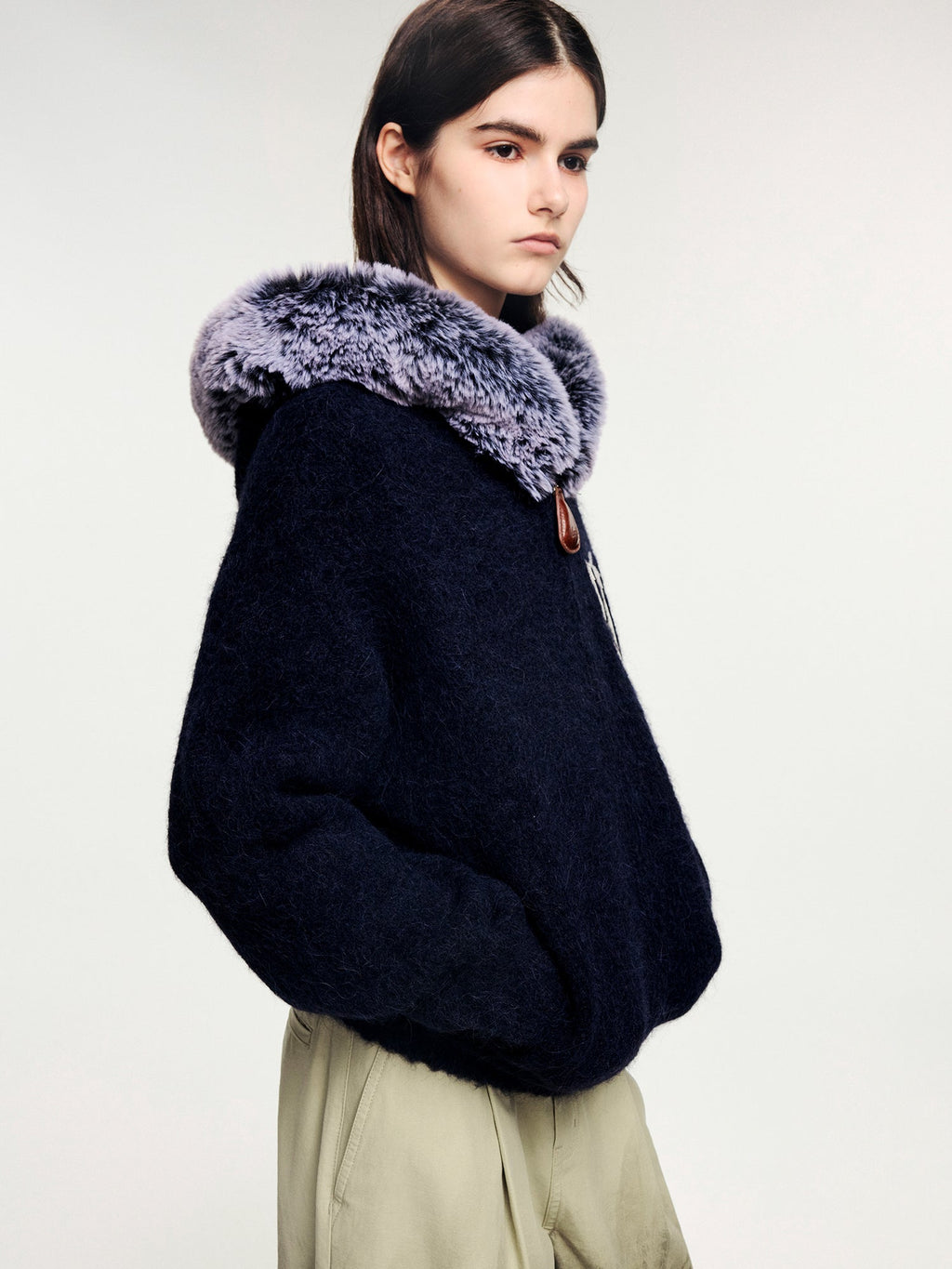 Fuzzy collar zip-up knit cardigan
