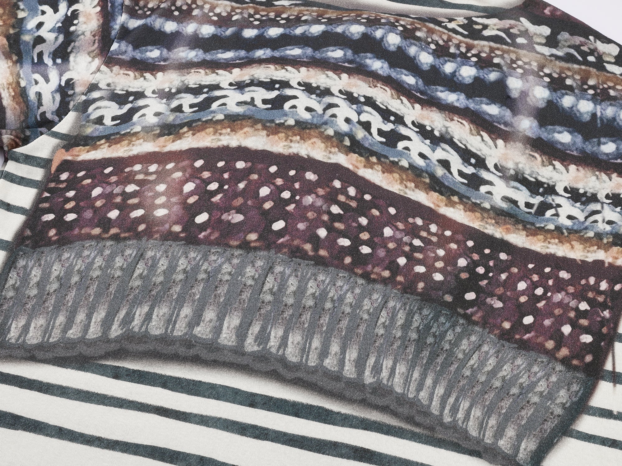 Knit shawl print long sleeve t-shirt