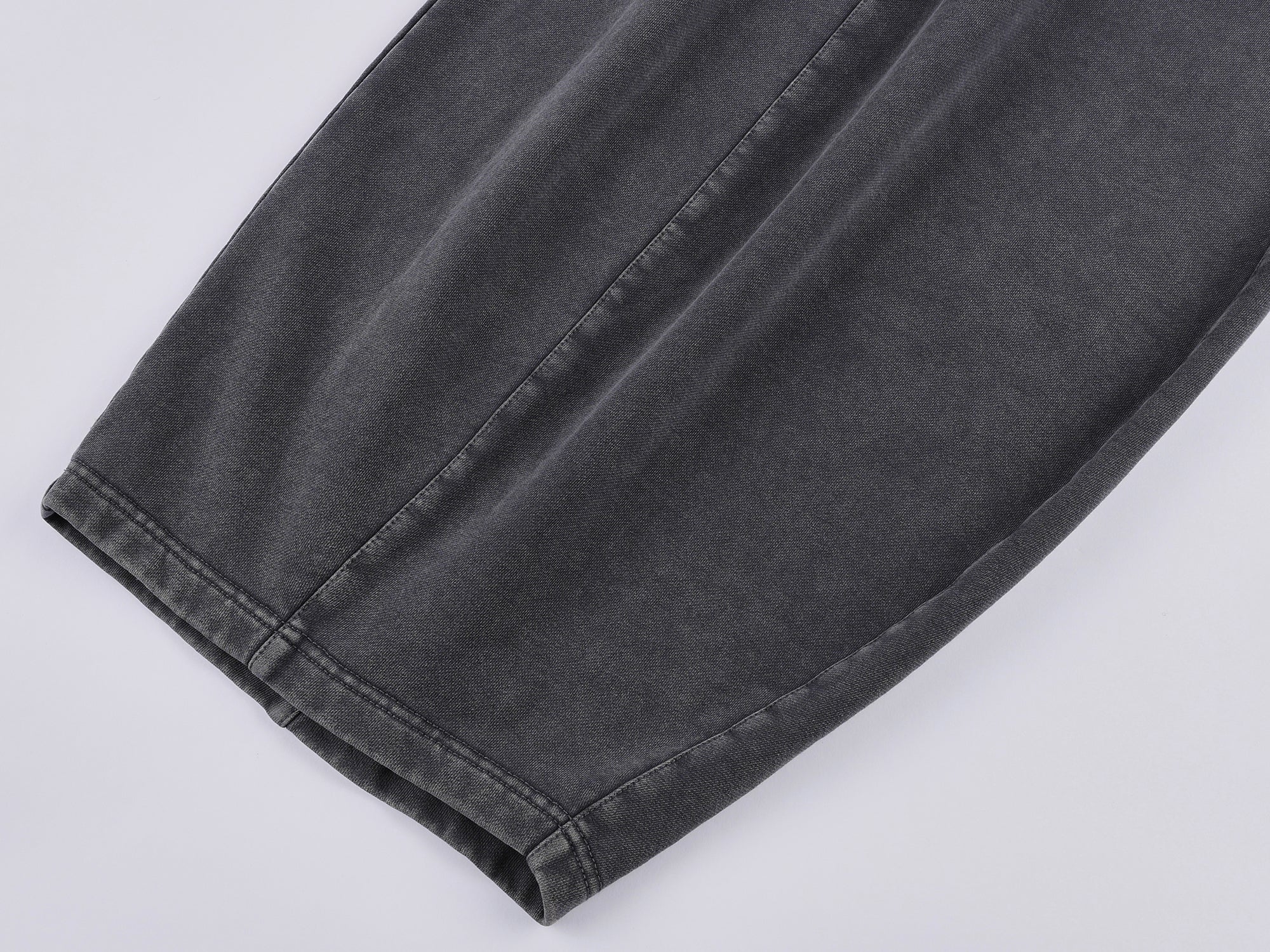 Washed balloon sweatpants