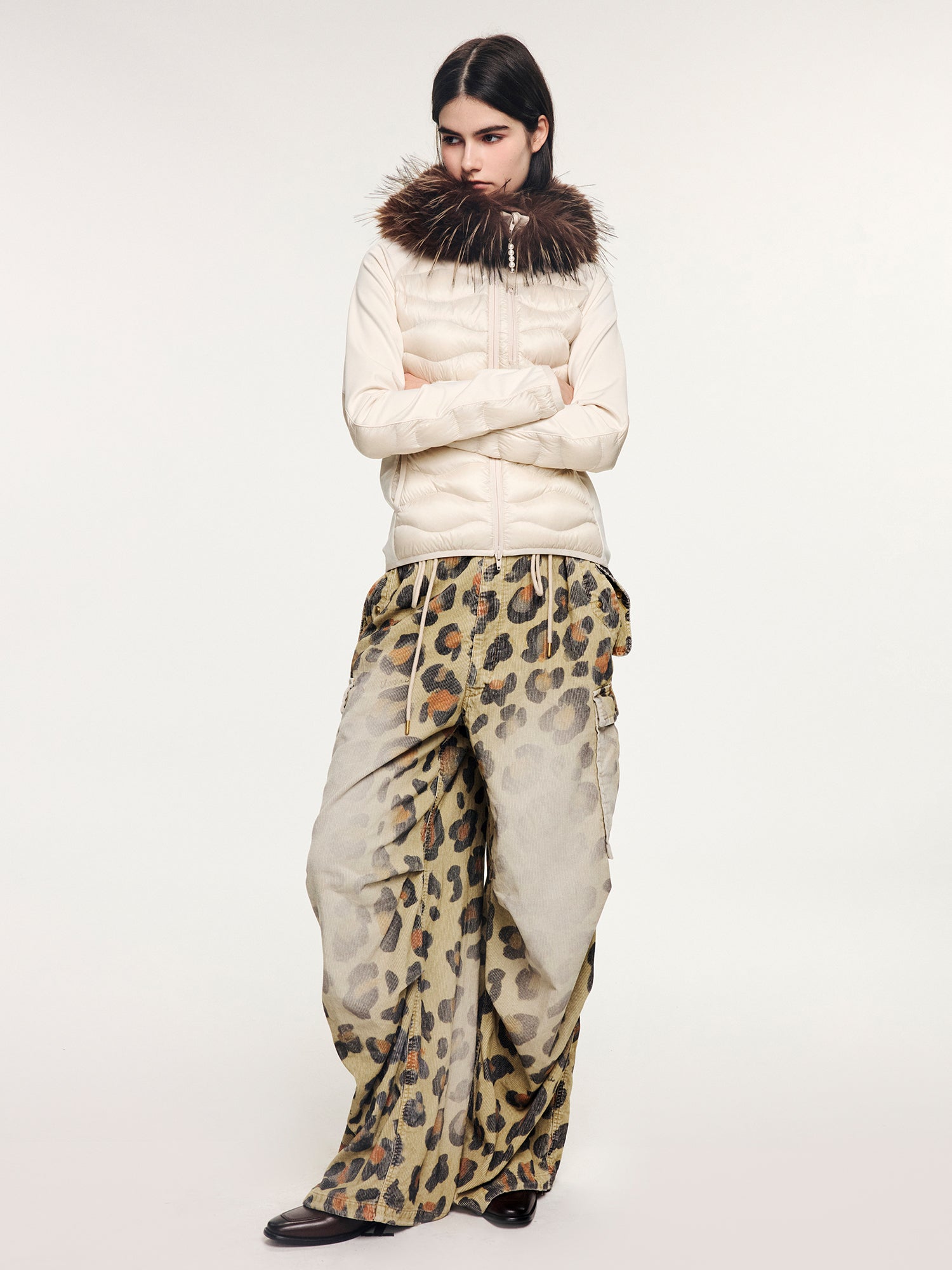 Leopard corduroy paratrooper pants