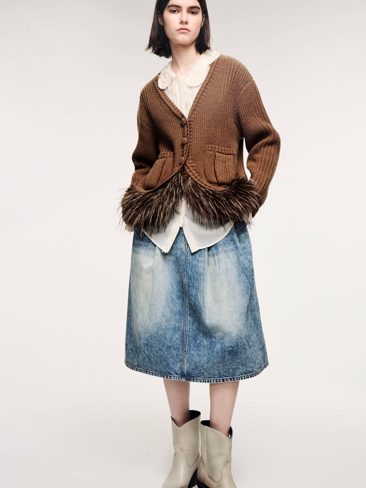 Irregular pleated denim skirt