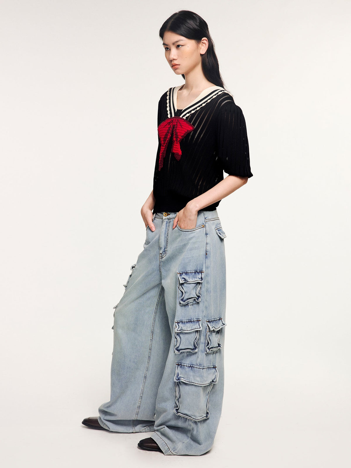 Multi-pocket aluminum wire jeans