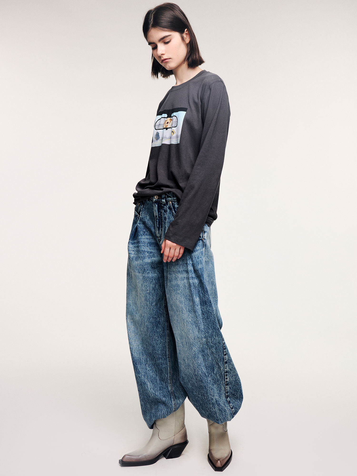 Irregular pleated denim pants