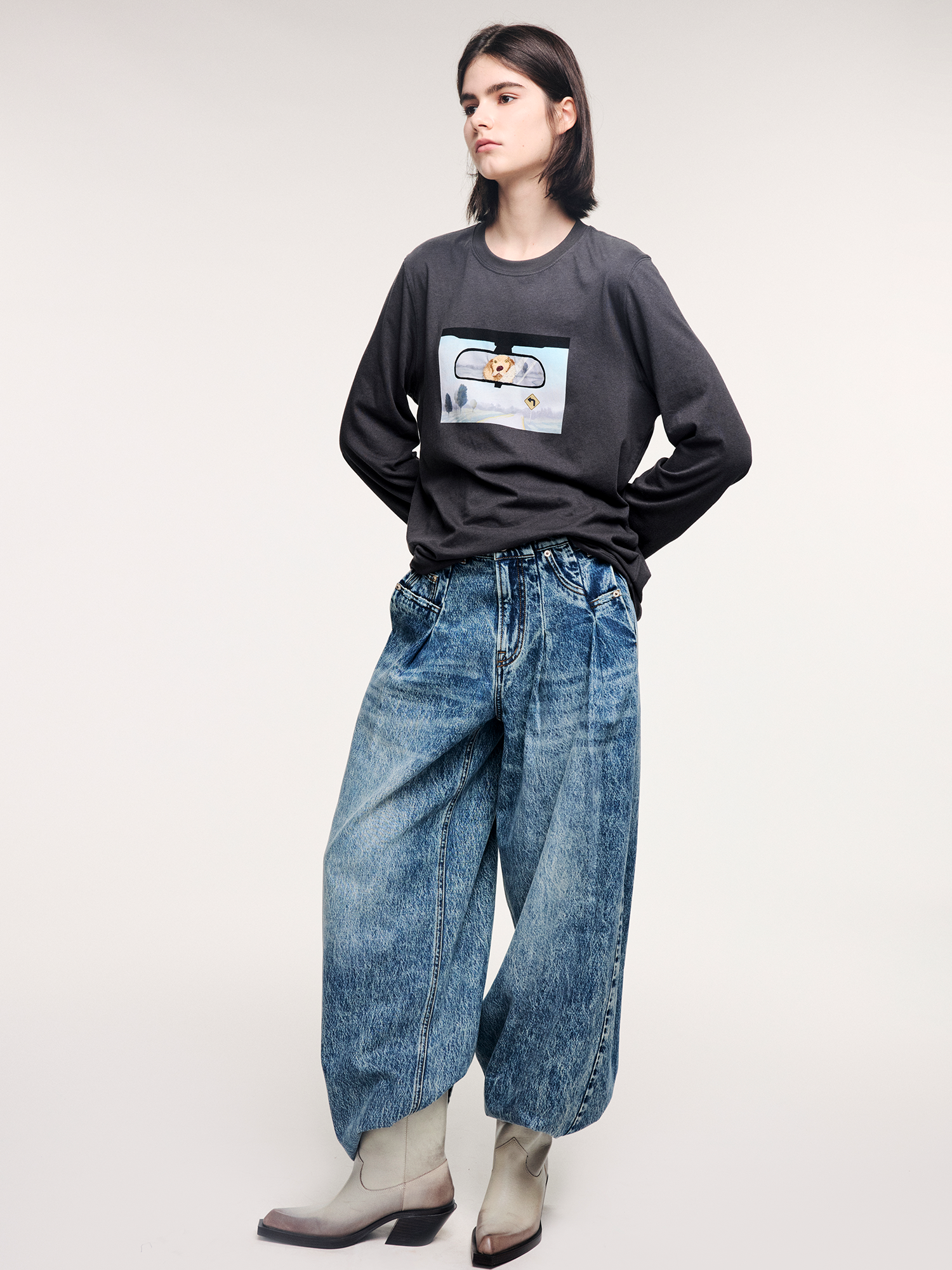 Irregular pleated denim pants