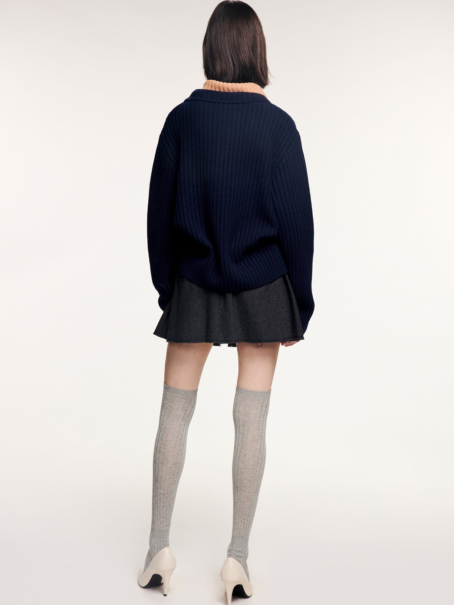 Fine wool ruched short skirt